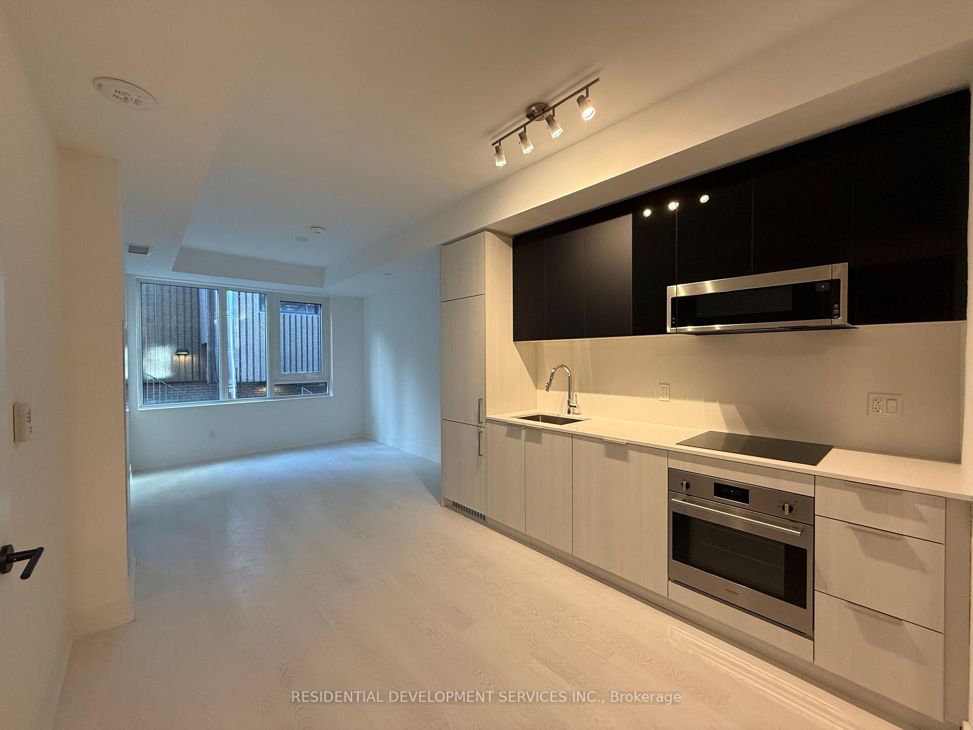Photo 2 of Unit 209, 306 Jarvis Street, Toronto, Church-Yonge Corridor — HOMEH