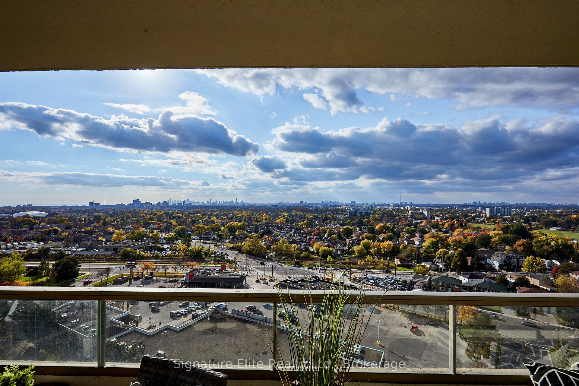 Photo 27 of Unit 1801, 5 Greystone Walk Drive, Scarborough, Kennedy Park — HOMEH