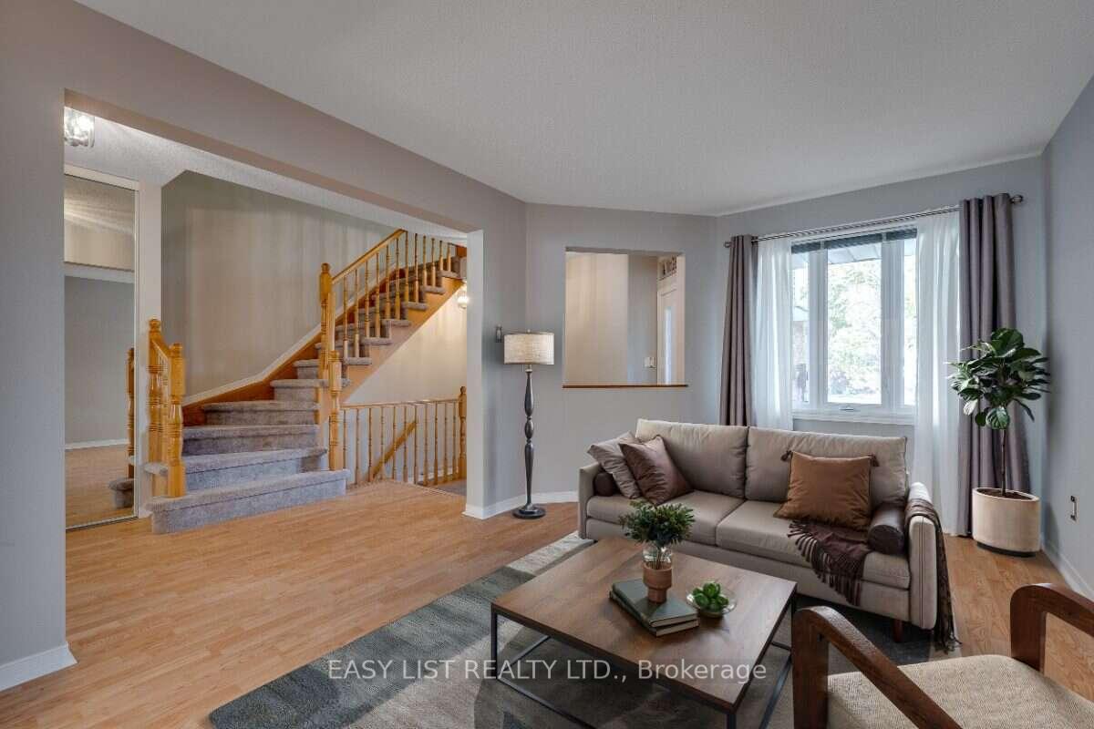 Photo 6 of 77 Mcgibbon Drive, Ottawa, Kanata - Katimavik — HOMEH