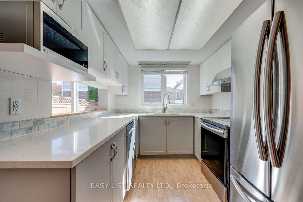 Photo 14 of 77 Mcgibbon Drive, Ottawa, Kanata - Katimavik — HOMEH