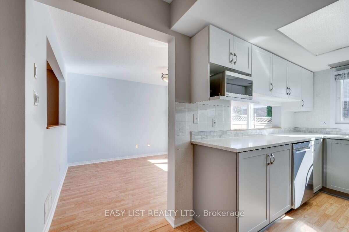Photo 17 of 77 Mcgibbon Drive, Ottawa, Kanata - Katimavik — HOMEH