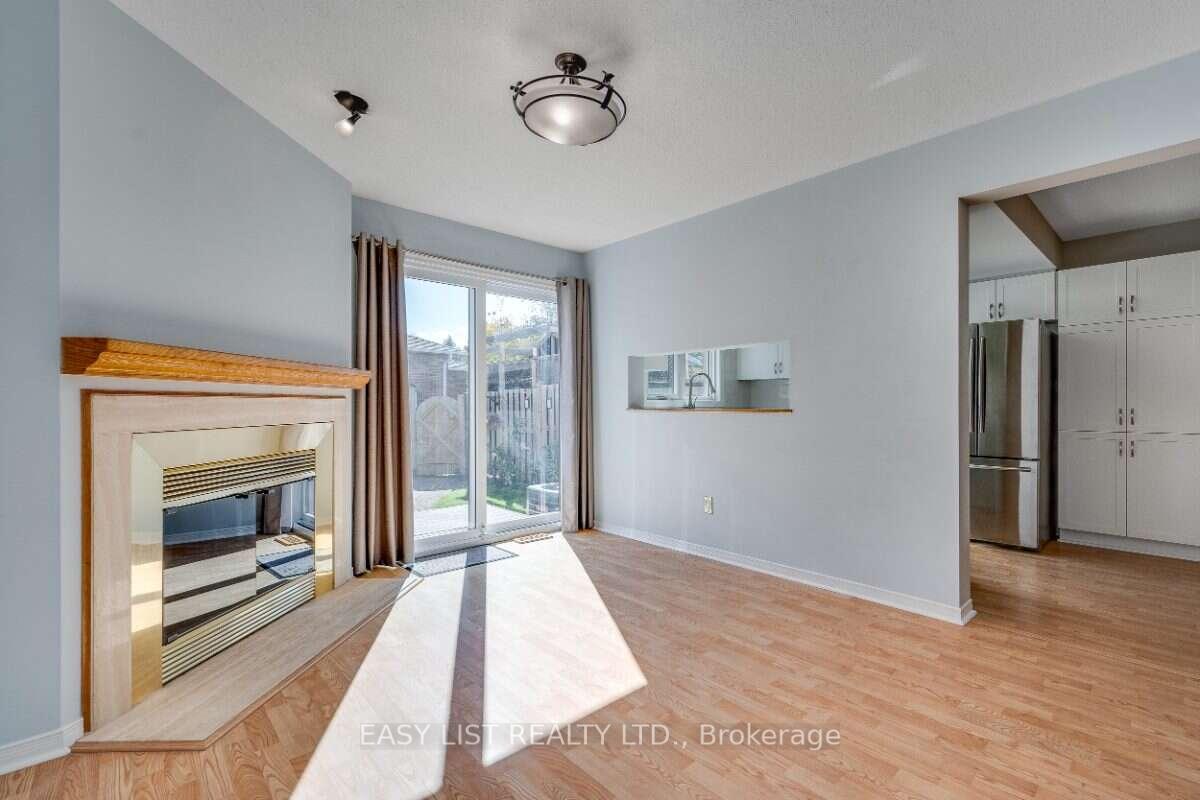 Photo 18 of 77 Mcgibbon Drive, Ottawa, Kanata - Katimavik — HOMEH