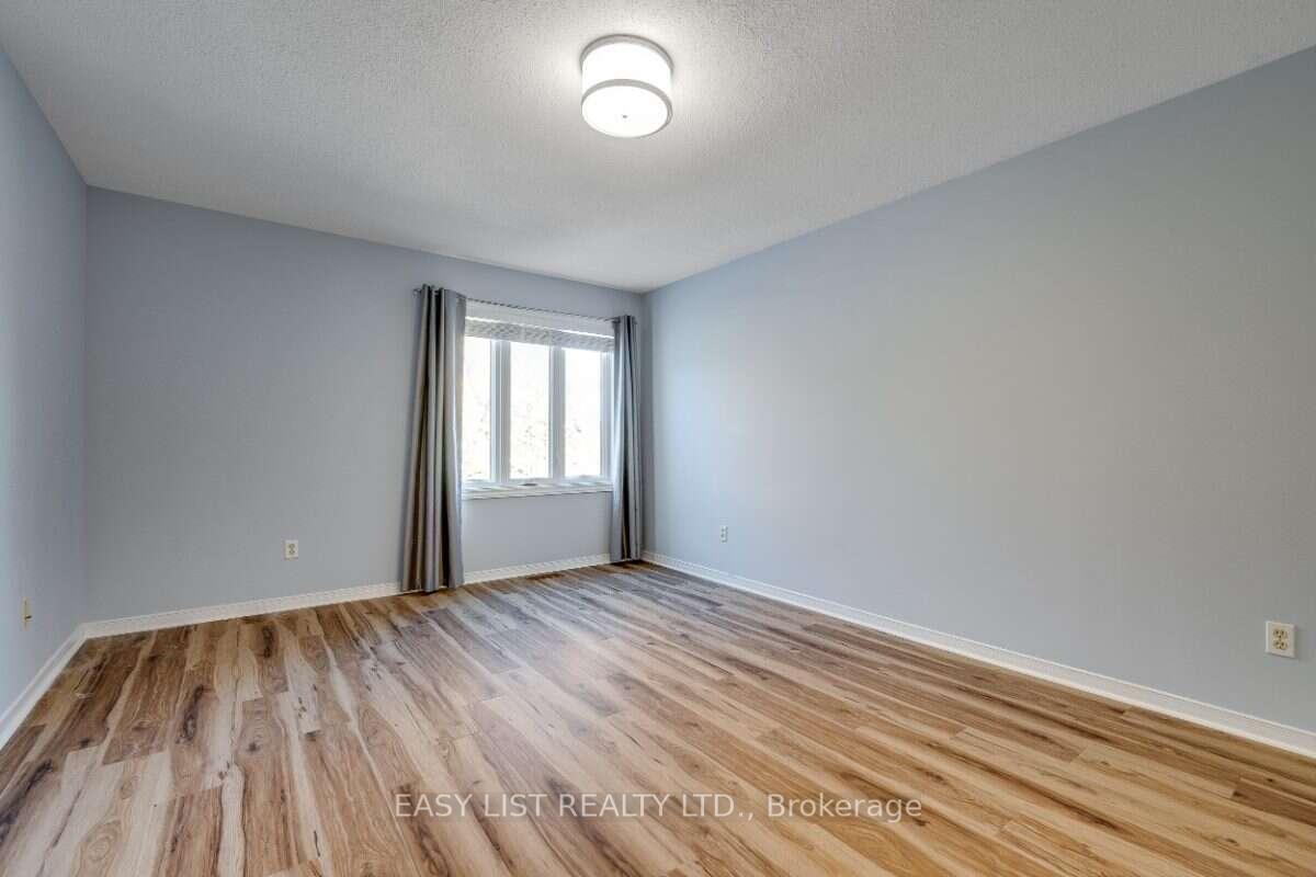 Photo 25 of 77 Mcgibbon Drive, Ottawa, Kanata - Katimavik — HOMEH