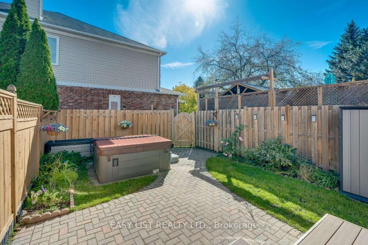 Photo 39 of 77 Mcgibbon Drive, Ottawa, Kanata - Katimavik — HOMEH