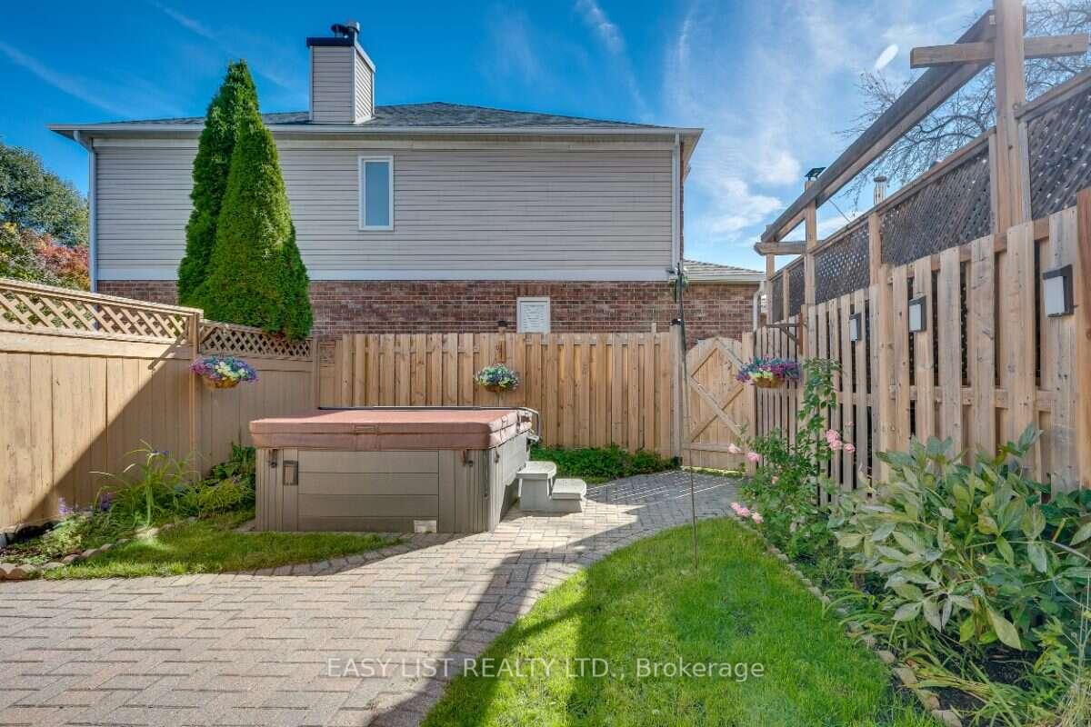 Photo 40 of 77 Mcgibbon Drive, Ottawa, Kanata - Katimavik — HOMEH