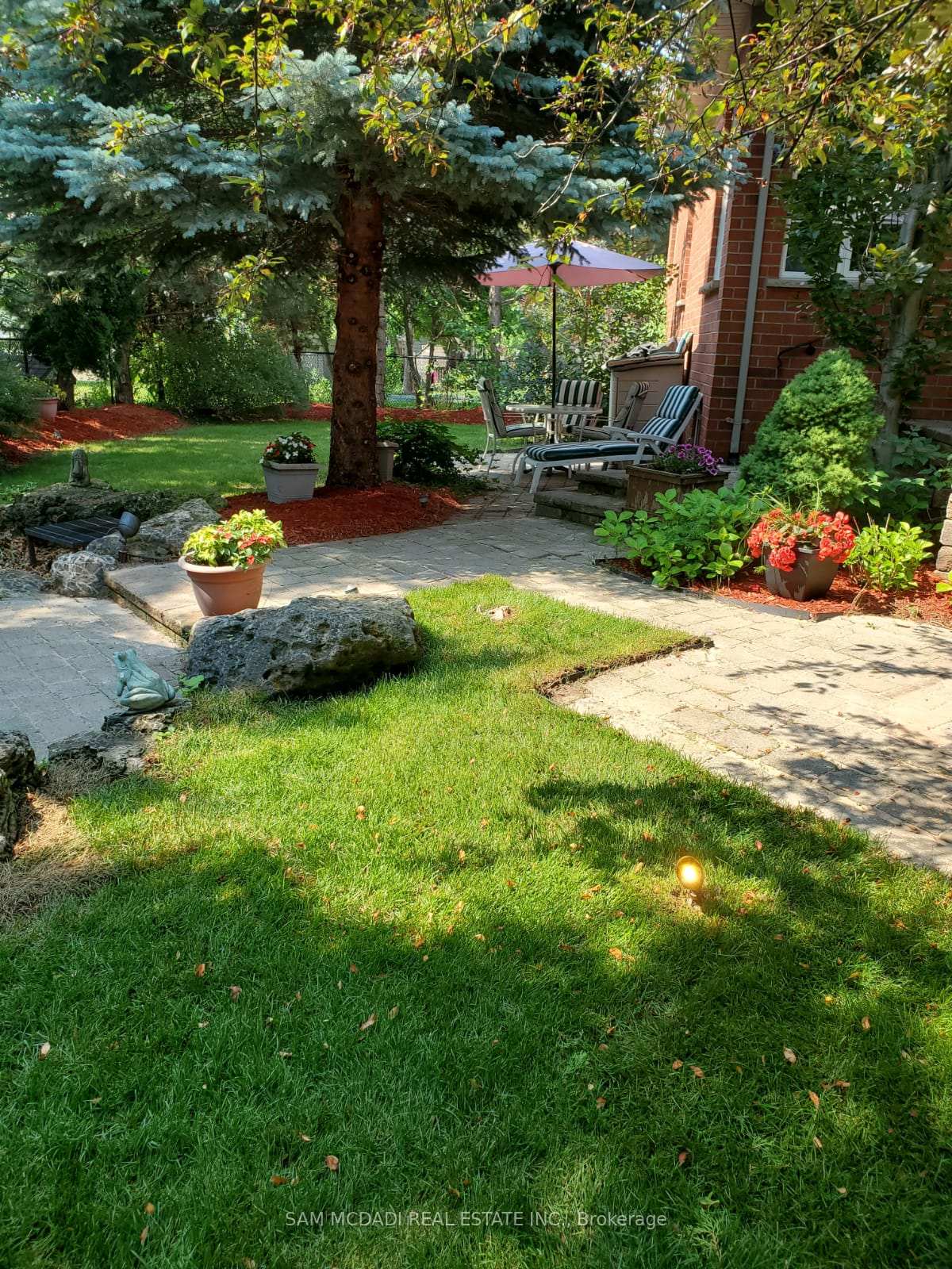 Photo 39 of 50 Links Lane, Brampton, Credit Valley — HOMEH