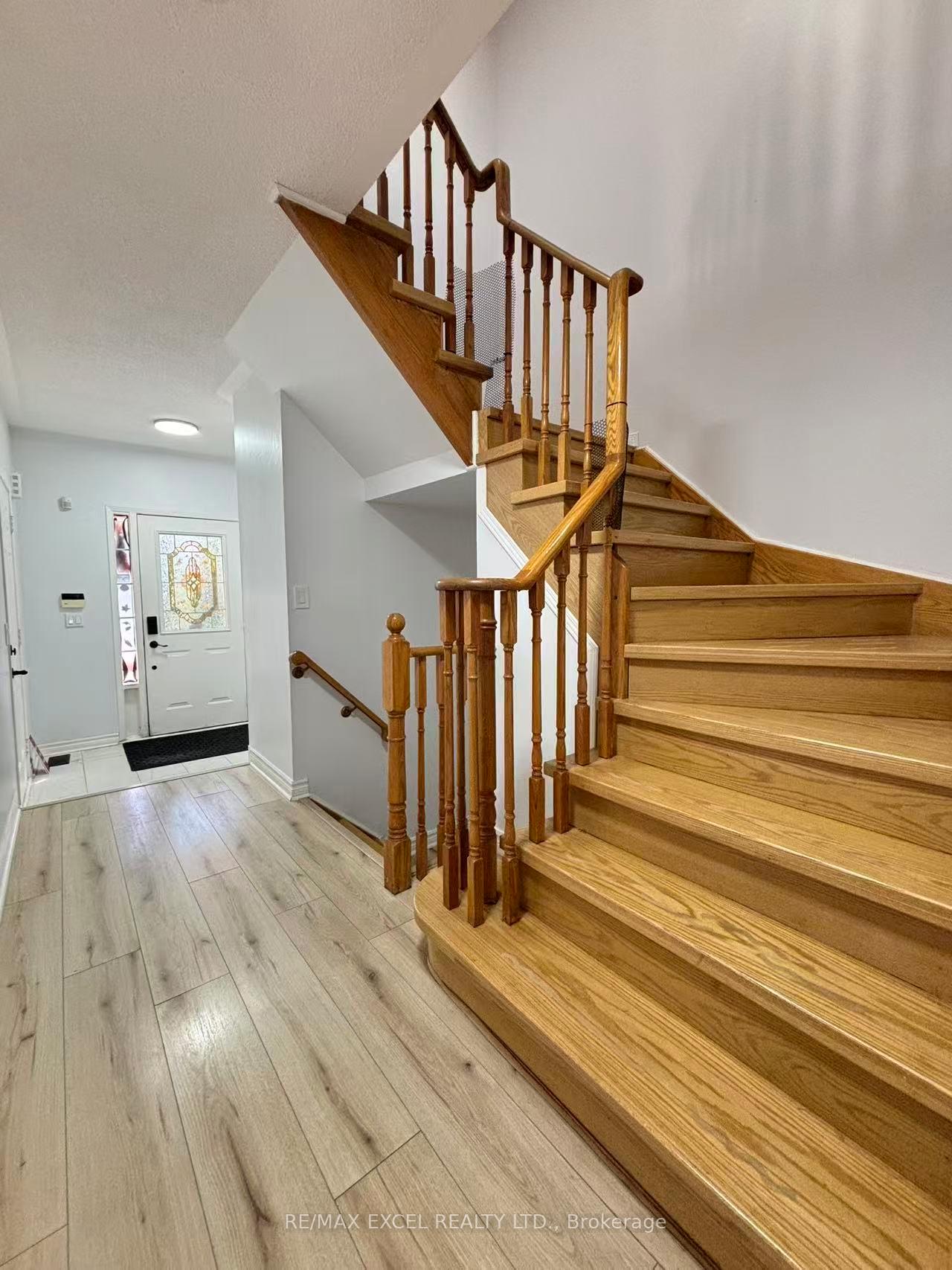 Photo 7 of 88 Millcliff Circle, Aurora, Aurora Grove — HOMEH