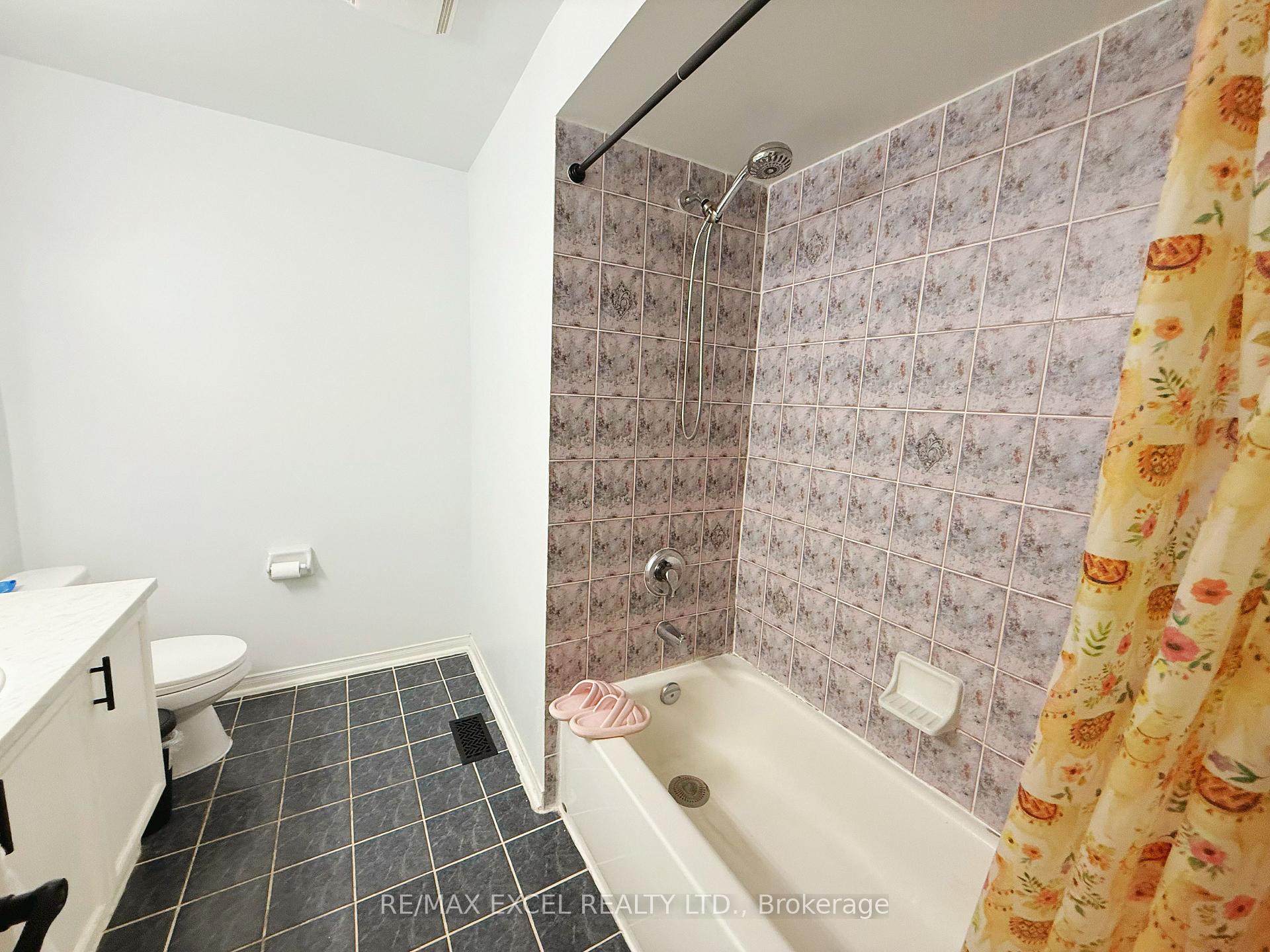 Photo 9 of 88 Millcliff Circle, Aurora, Aurora Grove — HOMEH