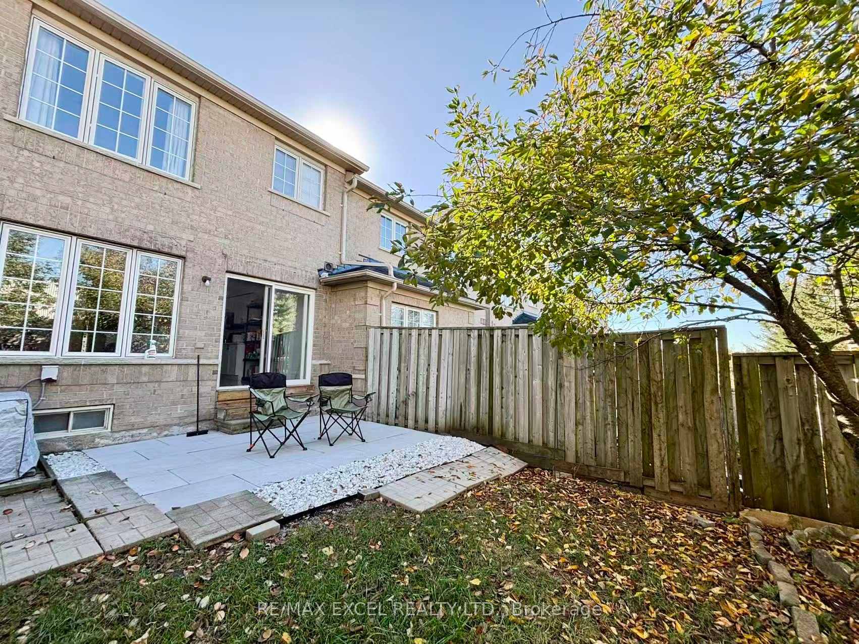 Photo 13 of 88 Millcliff Circle, Aurora, Aurora Grove — HOMEH