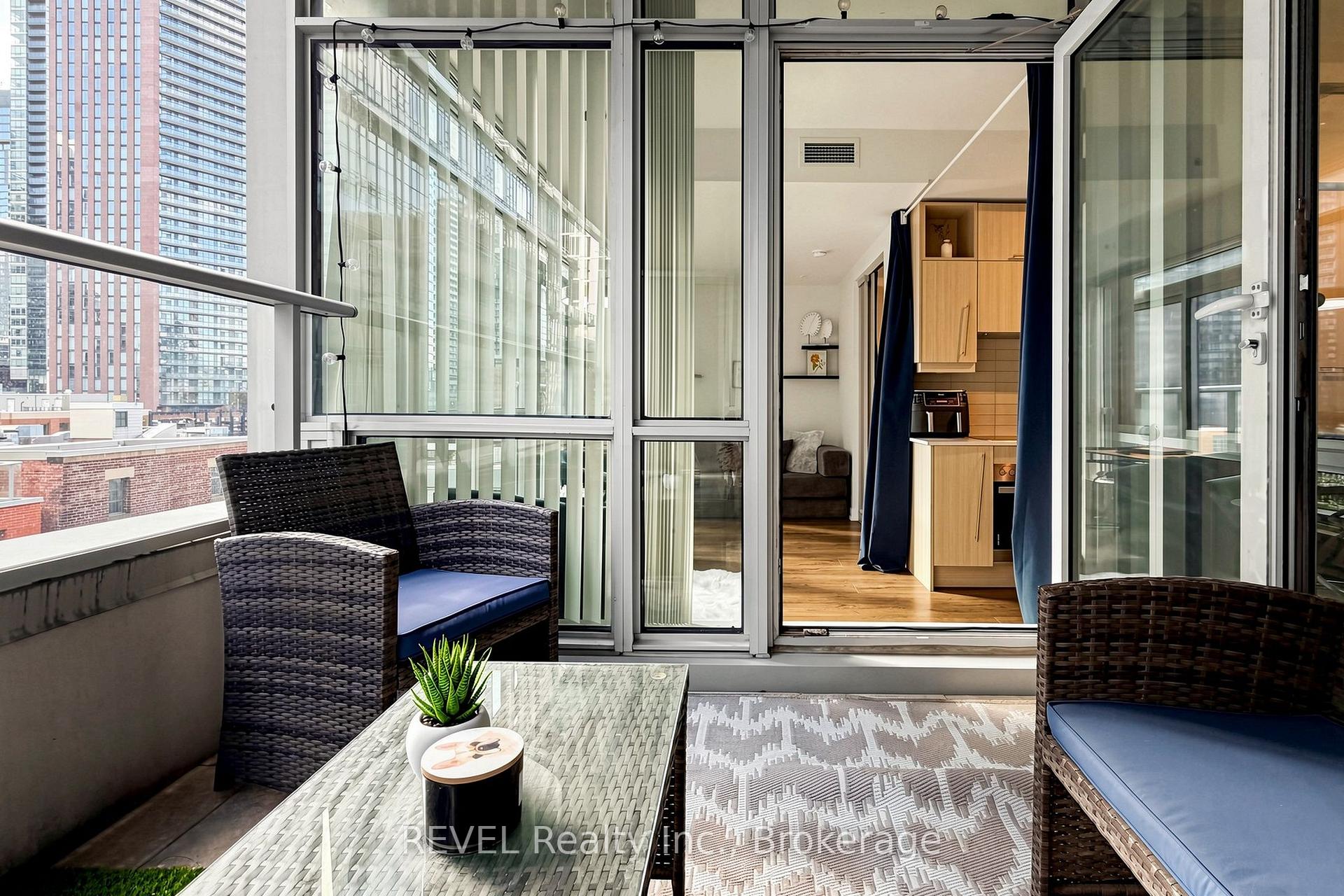 Photo 23 of Unit 705, 30 Nelson Street, Toronto, Waterfront Communities — HOMEH