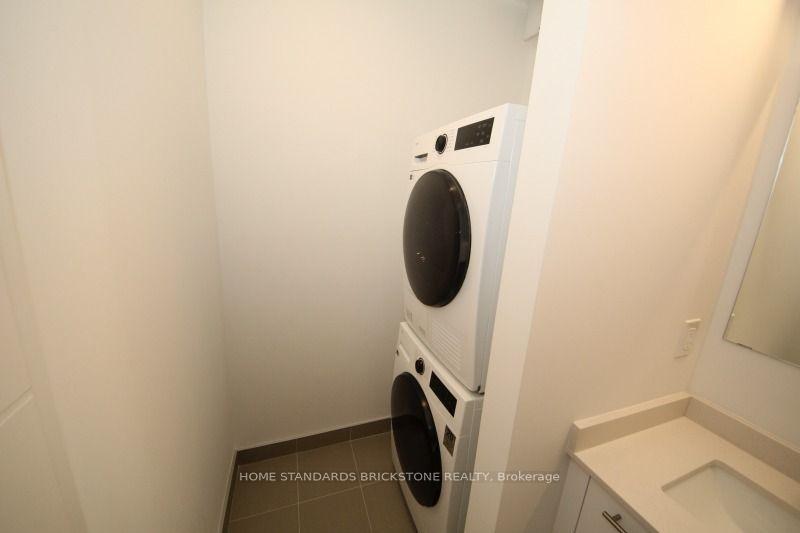 Photo 27 of Unit 2513, 30 Francis Street S, Kitchener, City Commercial Core — HOMEH