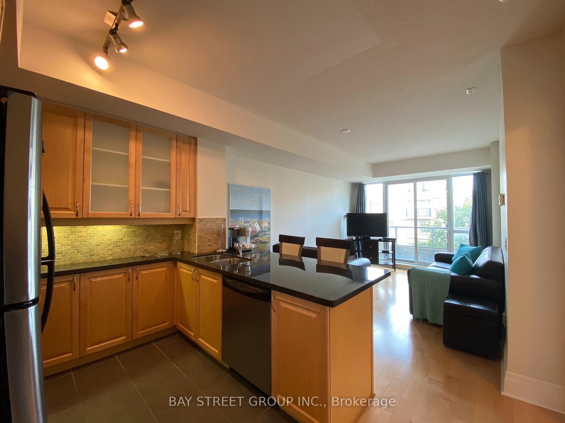 Photo 2 of Unit 321, 39 Upper Duke Crescent, Markham, Unionville — HOMEH