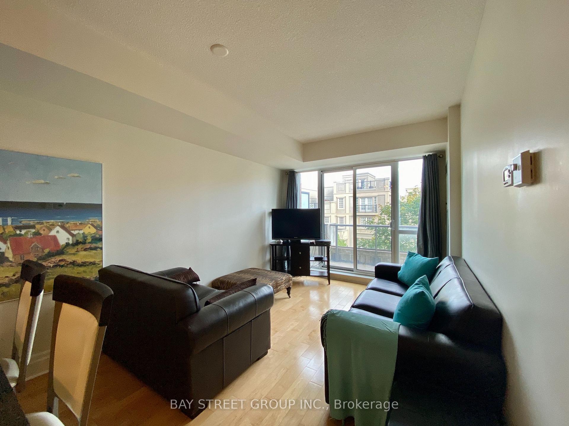 Photo 5 of Unit 321, 39 Upper Duke Crescent, Markham, Unionville — HOMEH