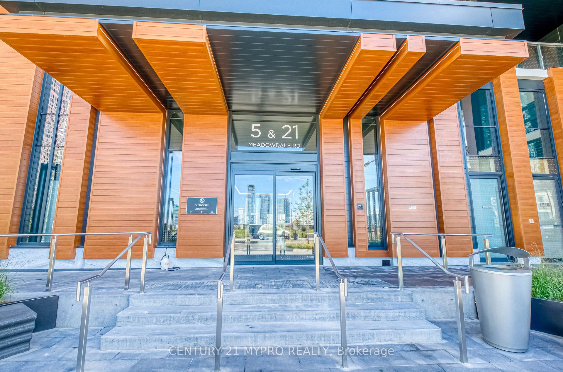 Photo 2 of Unit 2608, 5 Meadowdale Road, Vaughan, Vaughan Corporate Centre — HOMEH