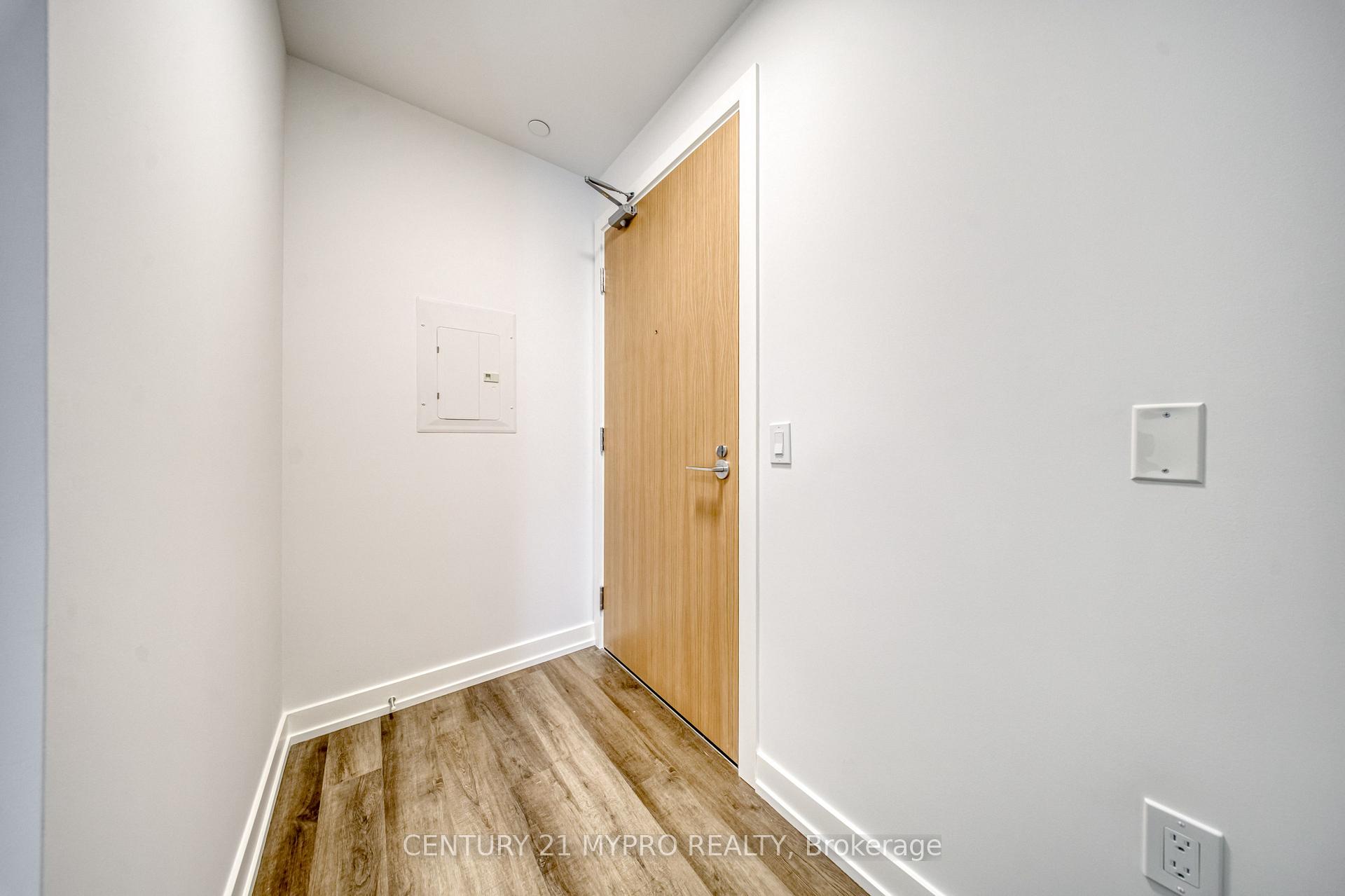 Photo 5 of Unit 2608, 5 Meadowdale Road, Vaughan, Vaughan Corporate Centre — HOMEH