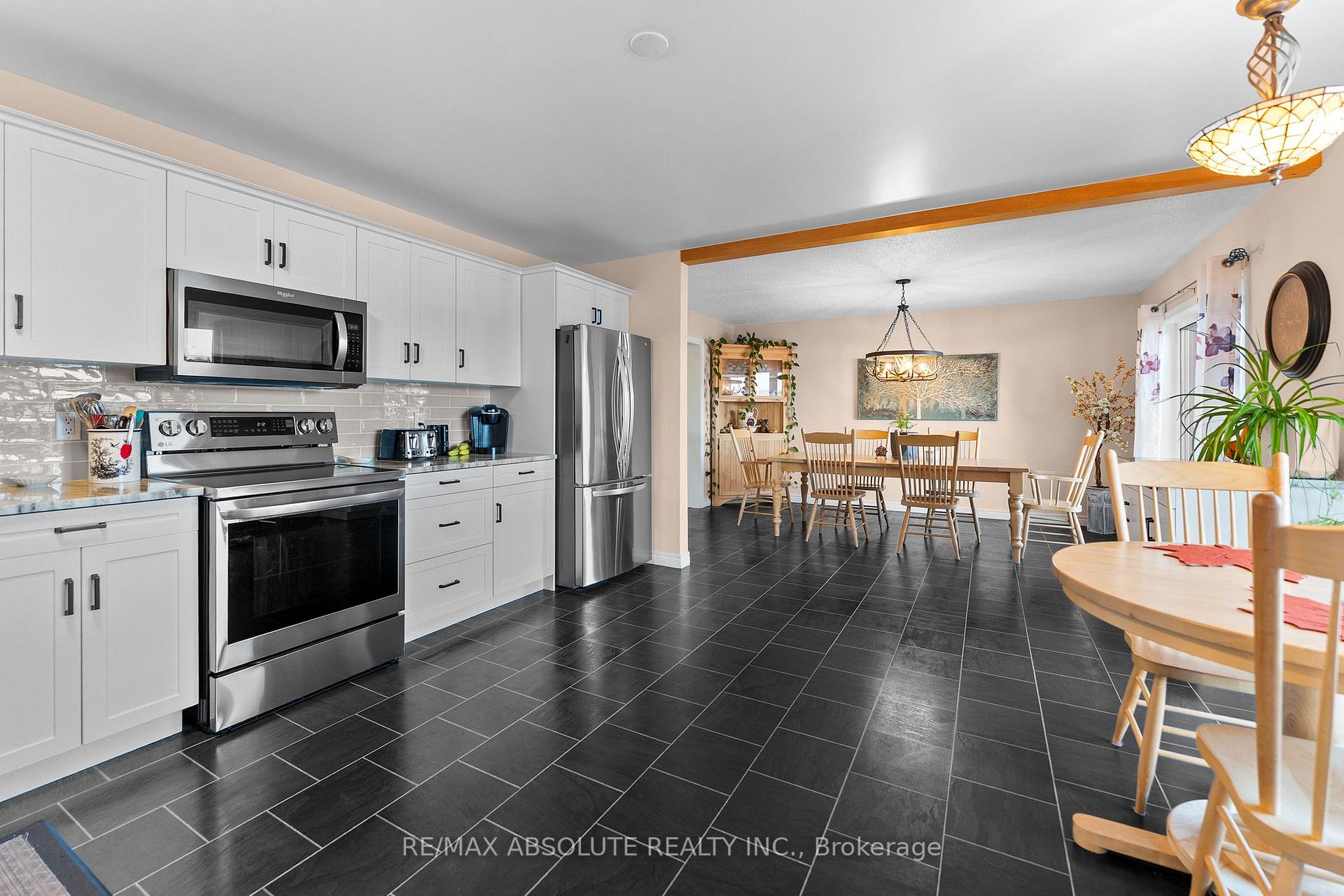 Photo 6 of 776 Lynch Road, Admaston/Bromley, Admaston/Bromley — HOMEH