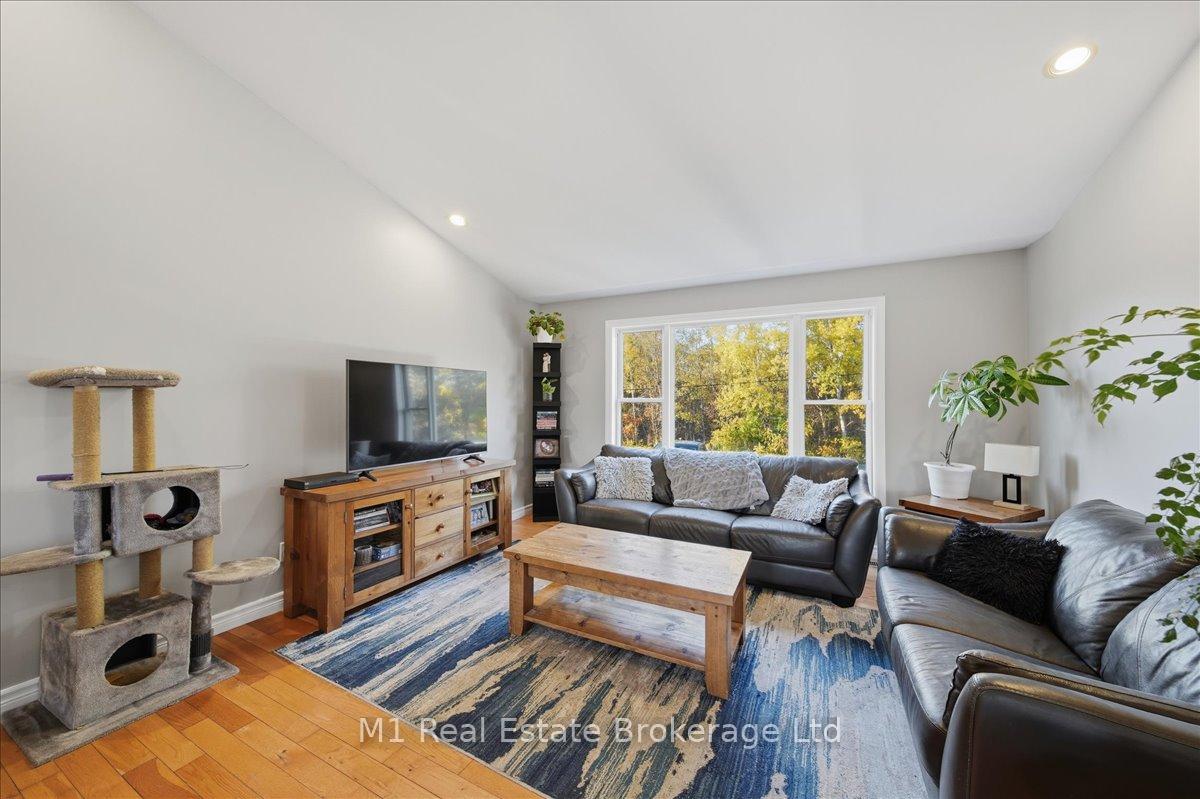 Photo 11 of 3261 St. Amant Road, Severn, Port Severn — HOMEH