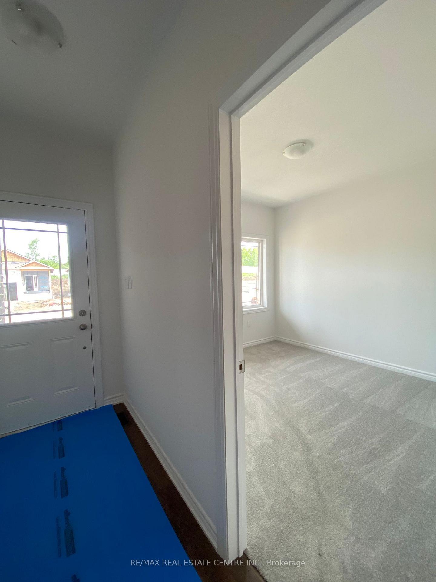 Photo 3 of 175 Adley Street, Brockville, Brockville — HOMEH