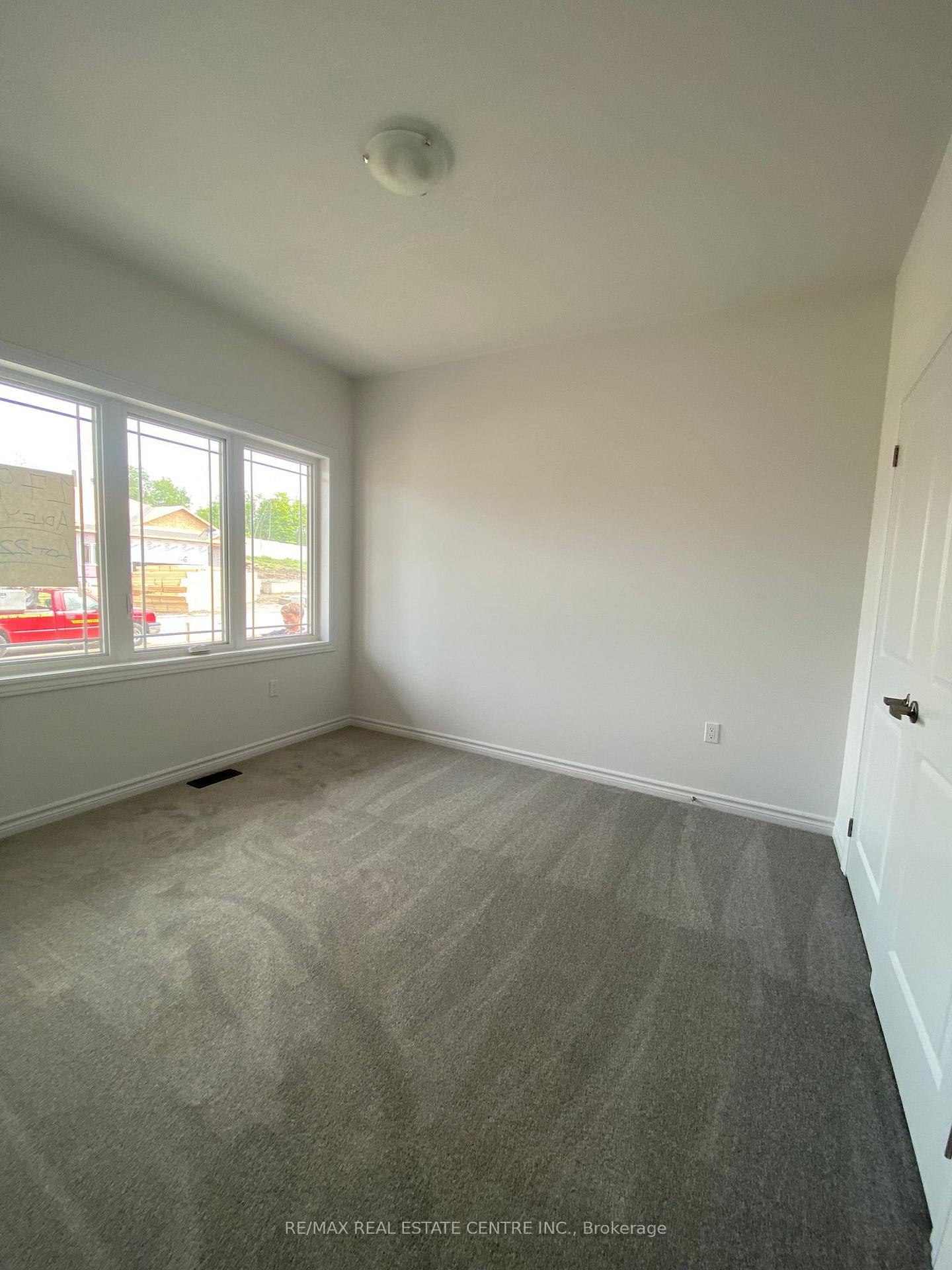 Photo 17 of 175 Adley Street, Brockville, Brockville — HOMEH