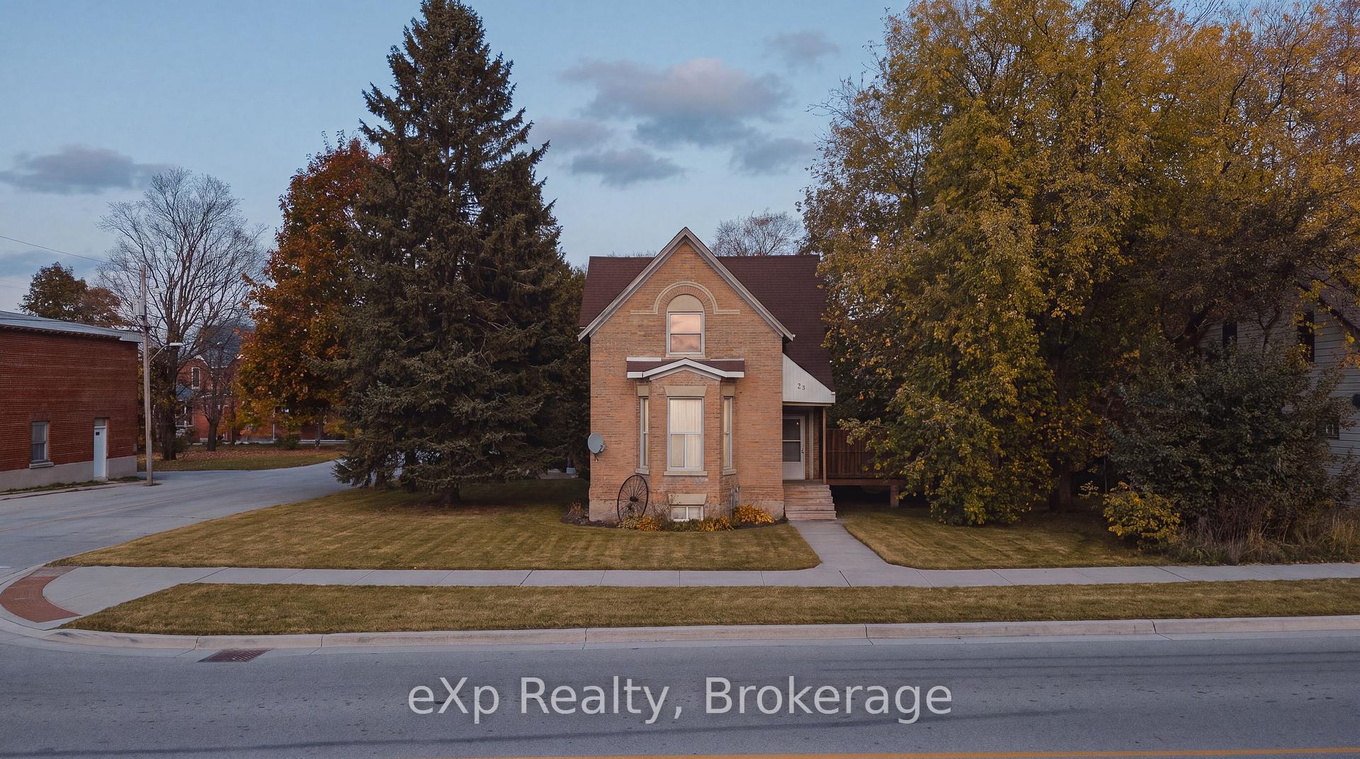 Photo of 35 Toronto Road