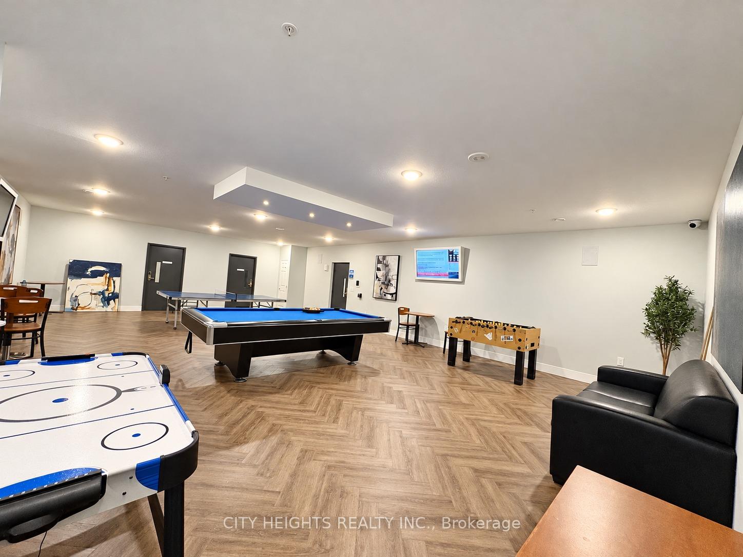 Photo 28 of Unit 607B, 200 Old Carriage Drive, Kitchener, Pioneer Park — HOMEH