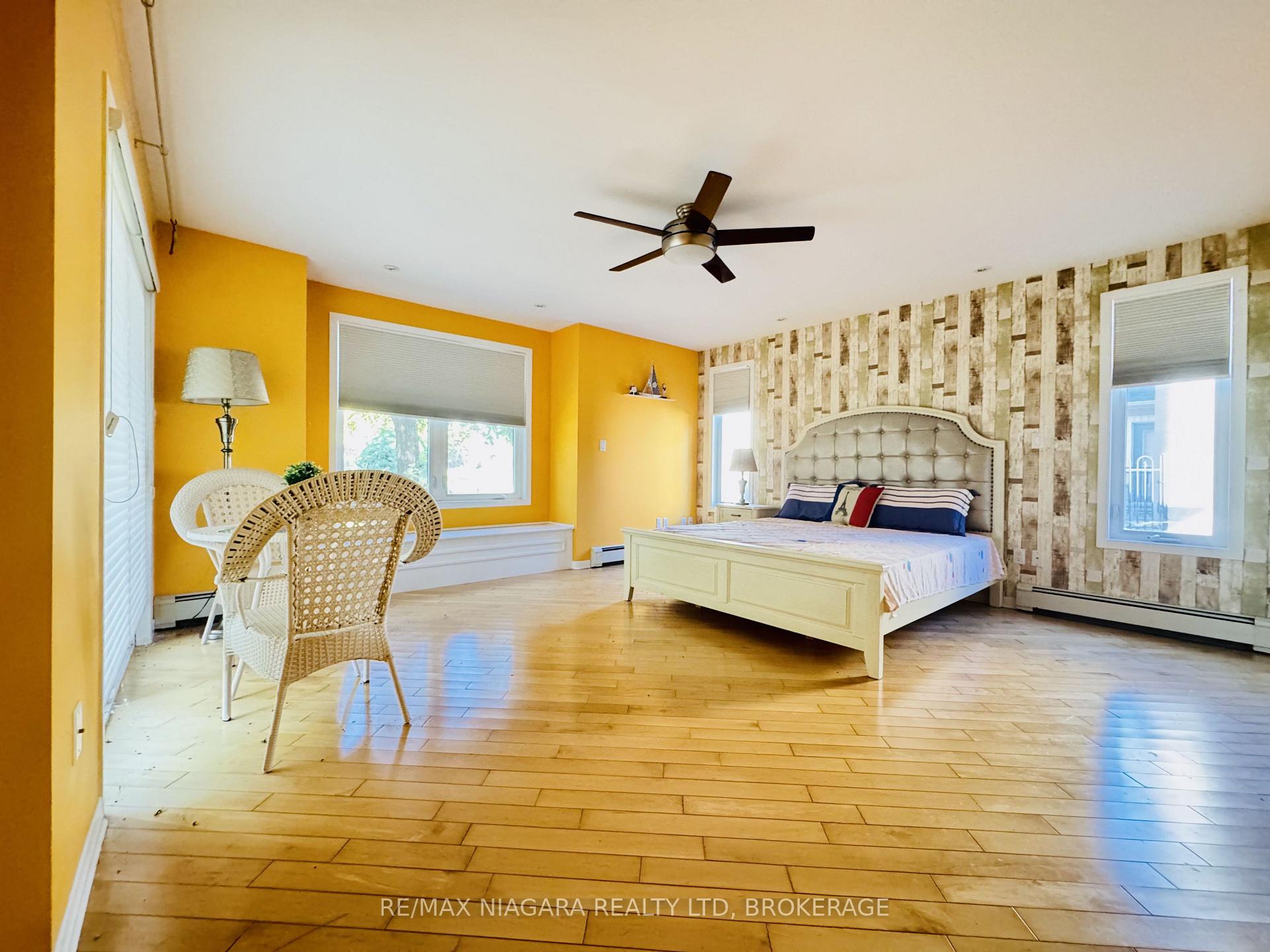 Photo 14 of 415 Niagara Boulevard, Fort Erie, Central — HOMEH