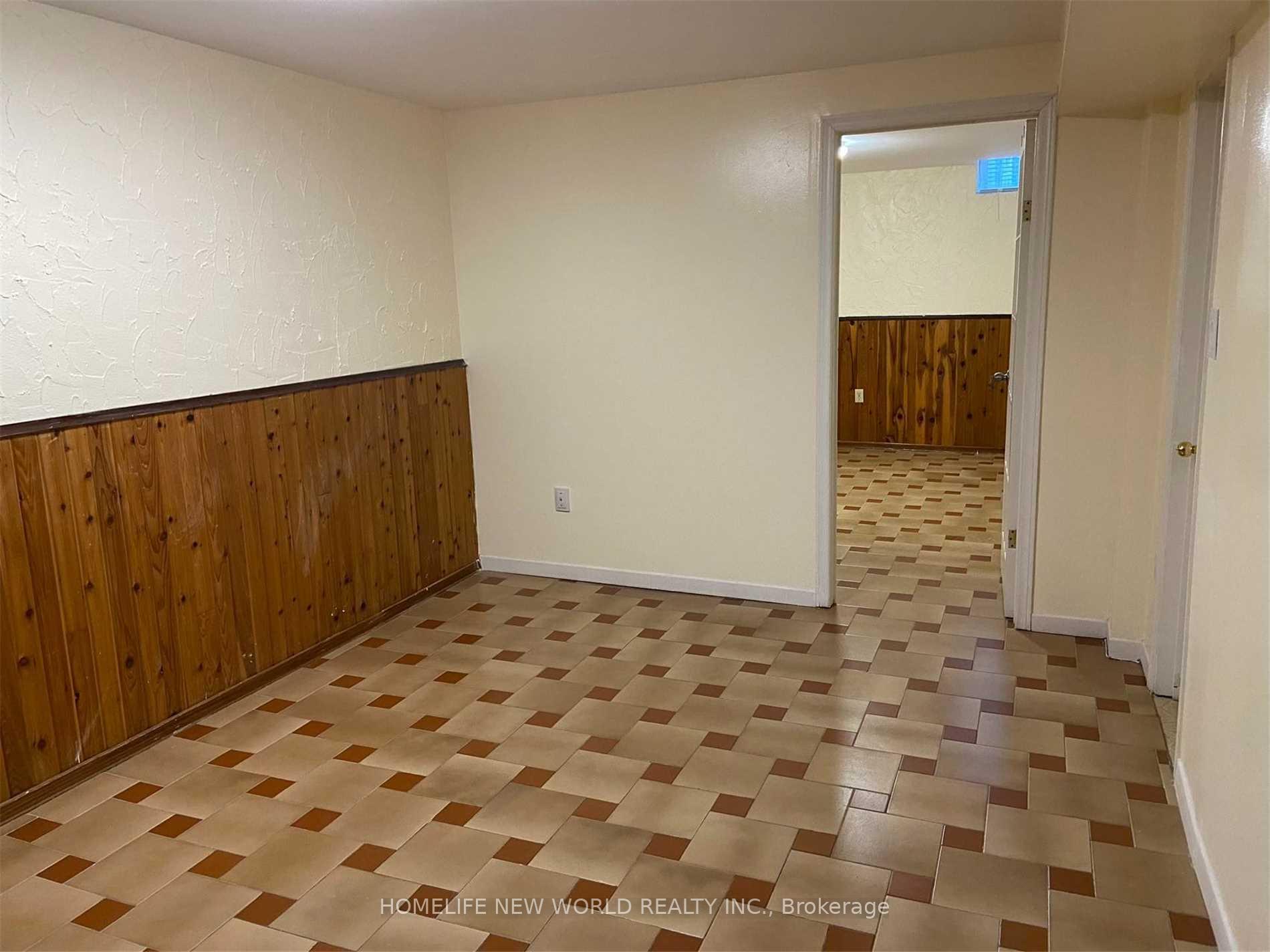 Photo 12 of 20 Laurel Valley Circuit, Vaughan, Glen Shields — HOMEH