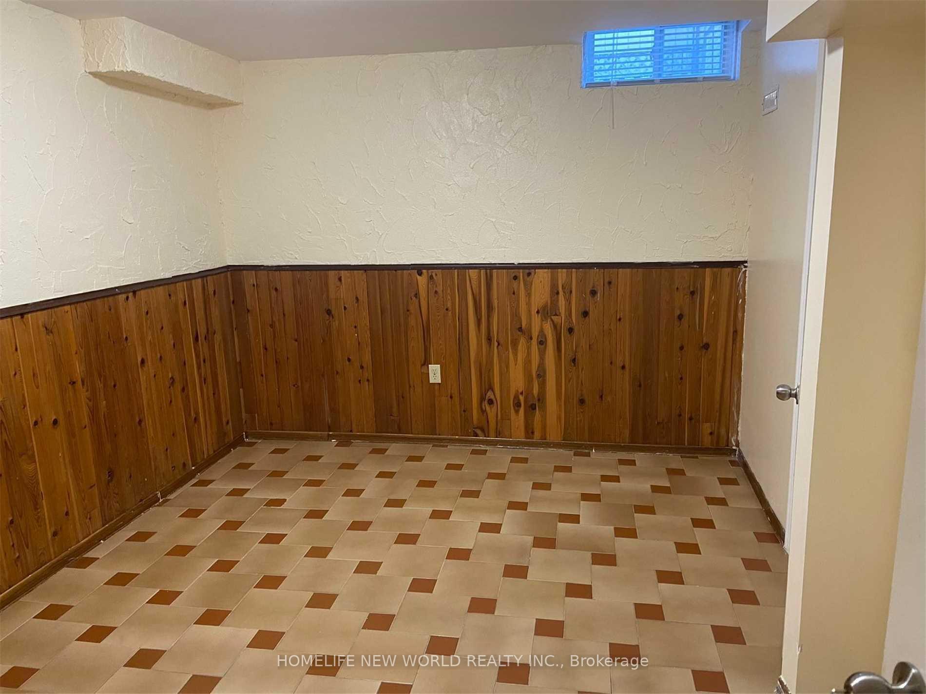 Photo 14 of 20 Laurel Valley Circuit, Vaughan, Glen Shields — HOMEH