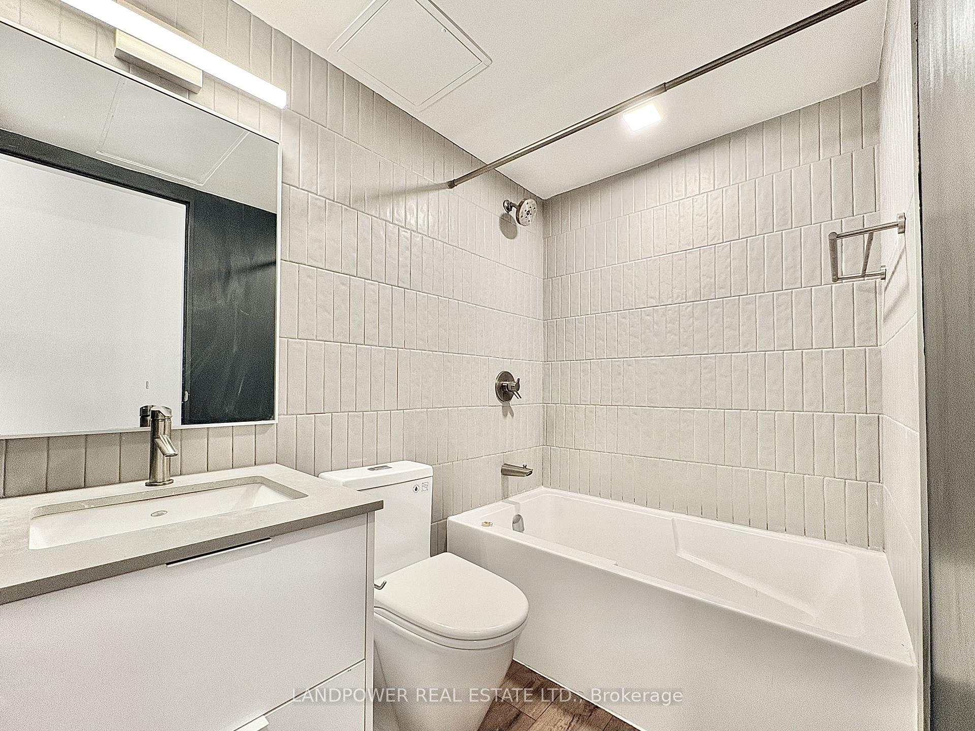 Photo 8 of Unit 204, 377 Broadview Avenue, Toronto, North Riverdale — HOMEH