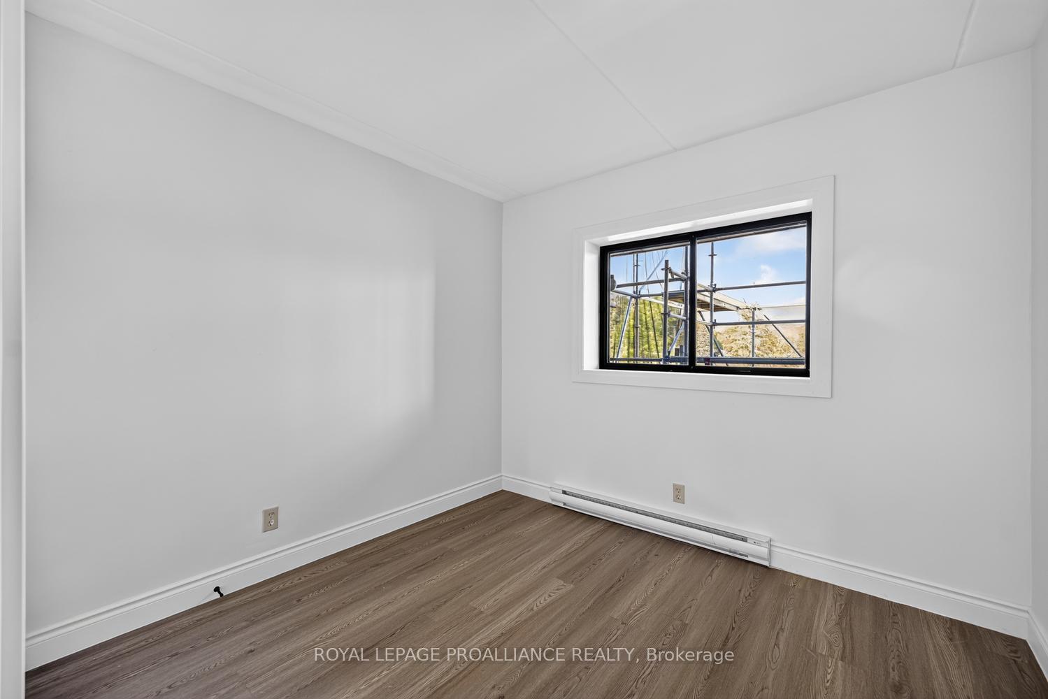 Photo 14 of Unit 403, 95 Windsor Drive, Brockville, Brockville — HOMEH