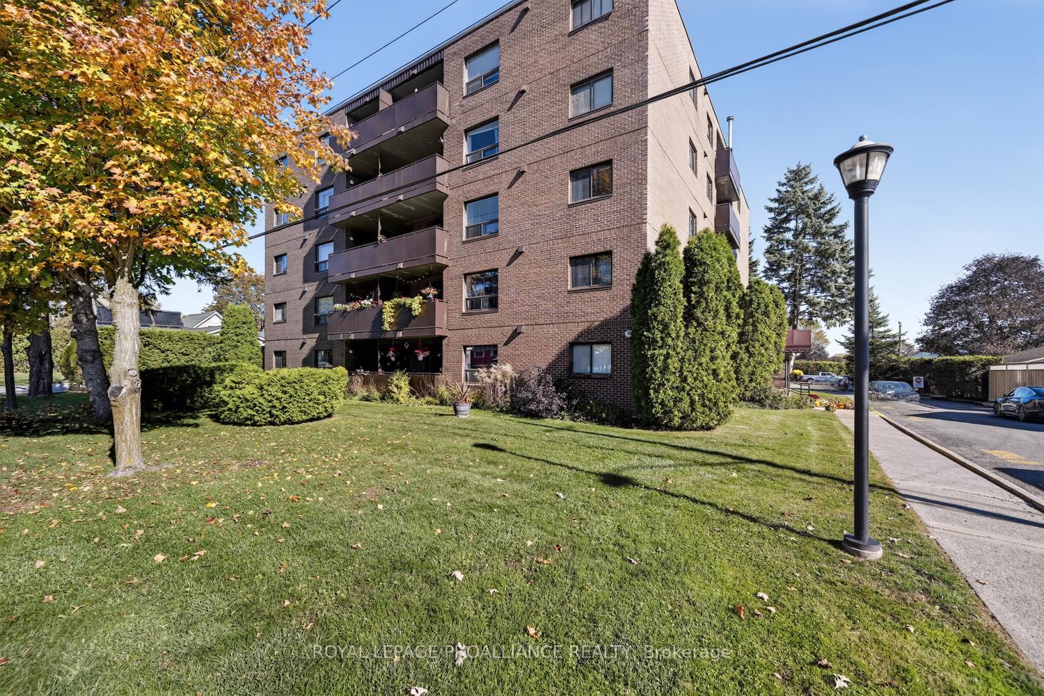 Photo 1 of Unit 303, 95 Windsor Drive, Brockville, Brockville — HOMEH