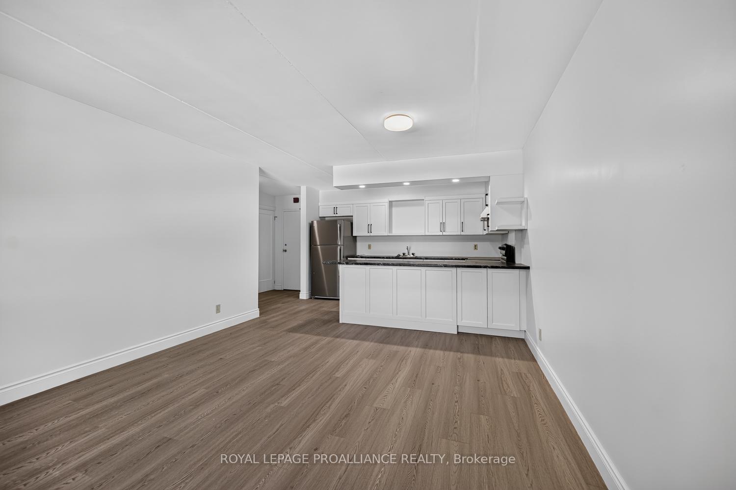 Photo 11 of Unit 303, 95 Windsor Drive, Brockville, Brockville — HOMEH