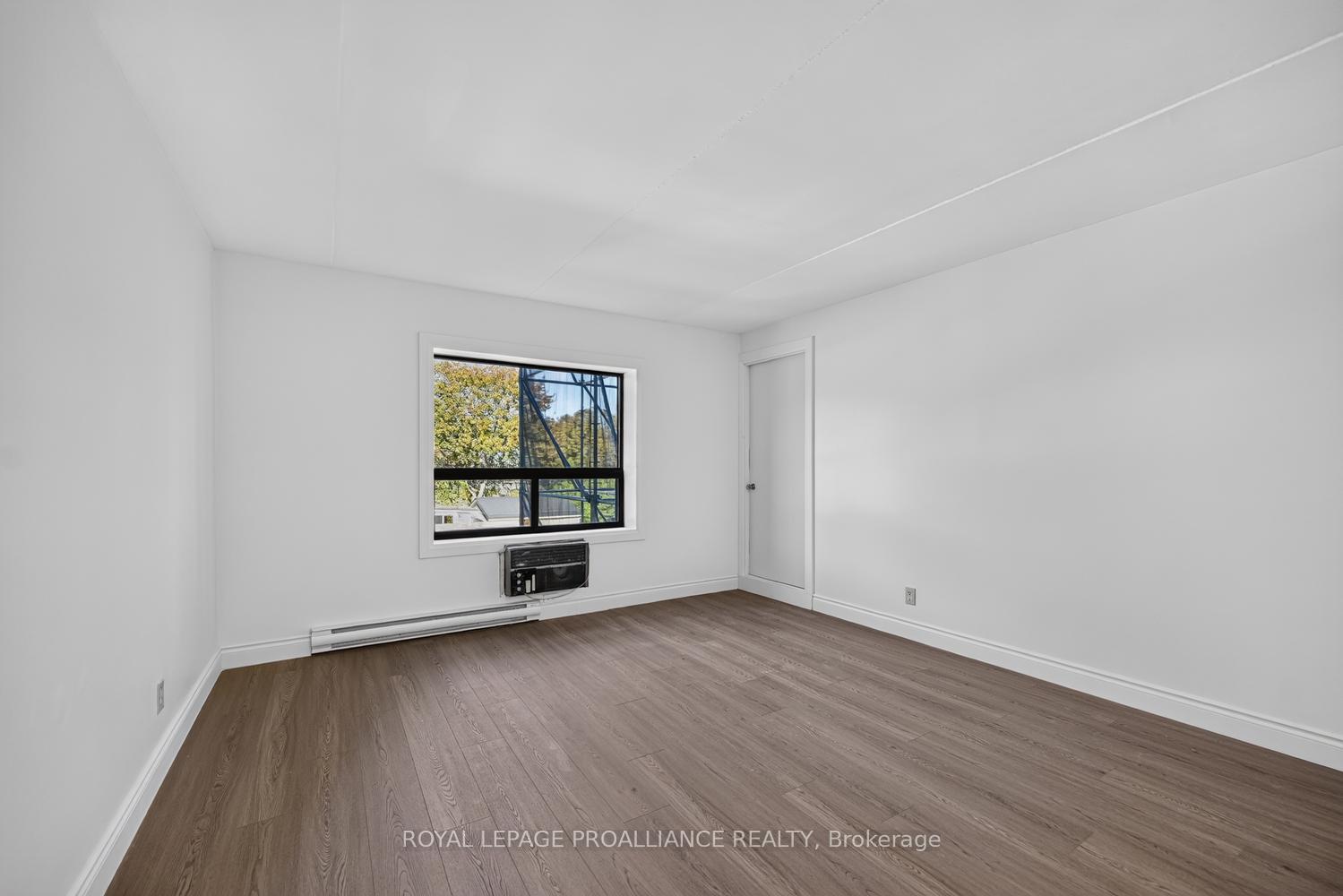 Photo 13 of Unit 303, 95 Windsor Drive, Brockville, Brockville — HOMEH