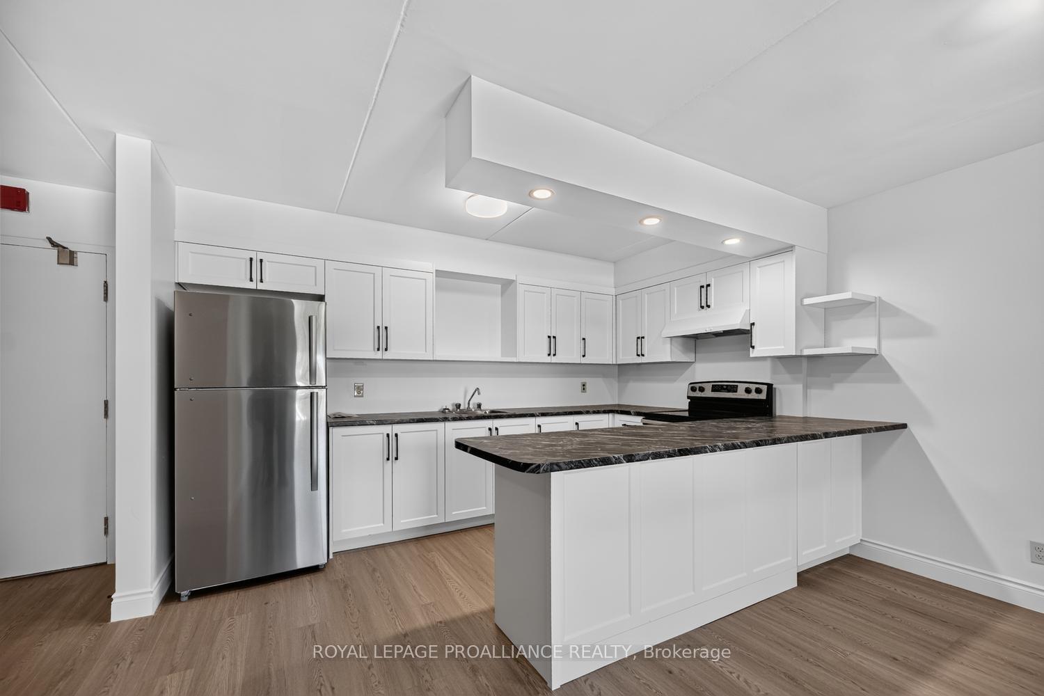 Photo 14 of Unit 303, 95 Windsor Drive, Brockville, Brockville — HOMEH