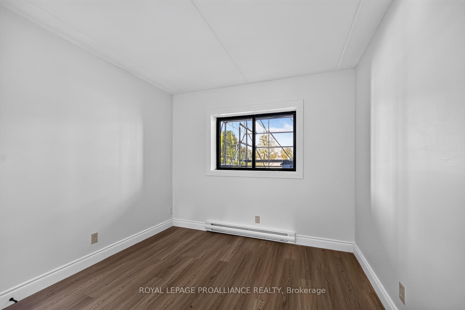 Photo 16 of Unit 303, 95 Windsor Drive, Brockville, Brockville — HOMEH