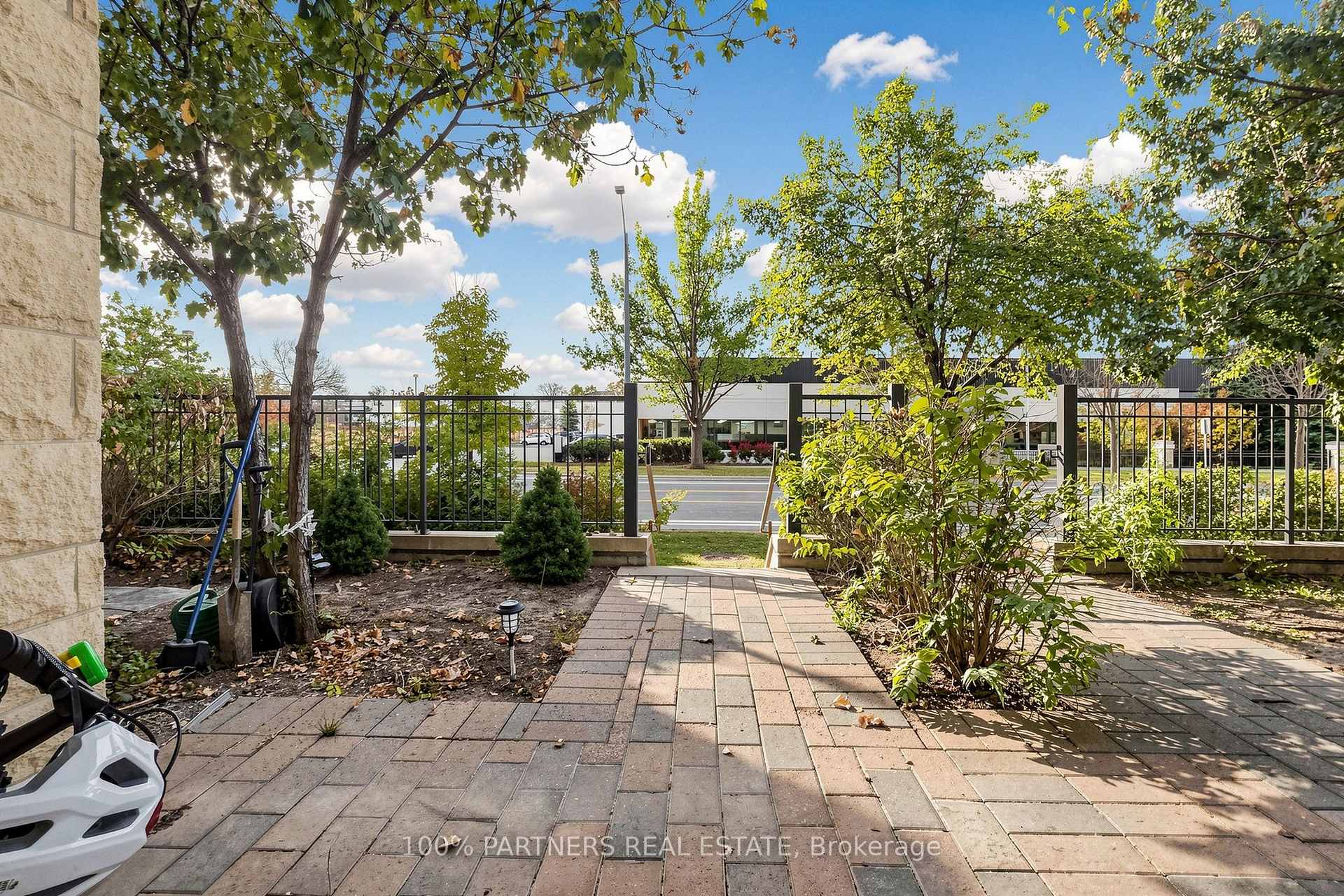 Photo 3 of Unit 108, 50 Clegg Road, Markham, Unionville — HOMEH