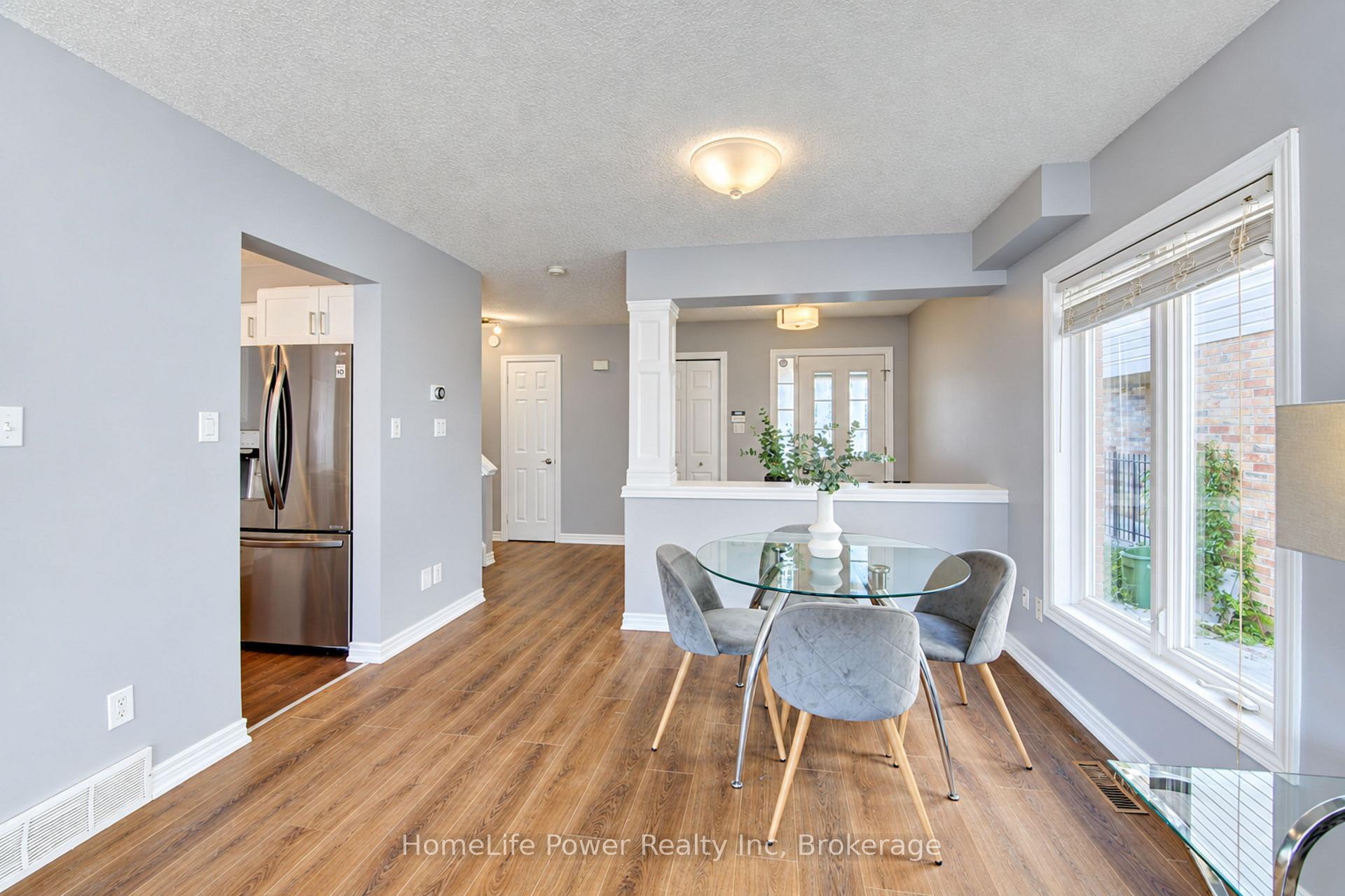 Photo 5 of 575 Thistlewood Drive, London, North C — HOMEH