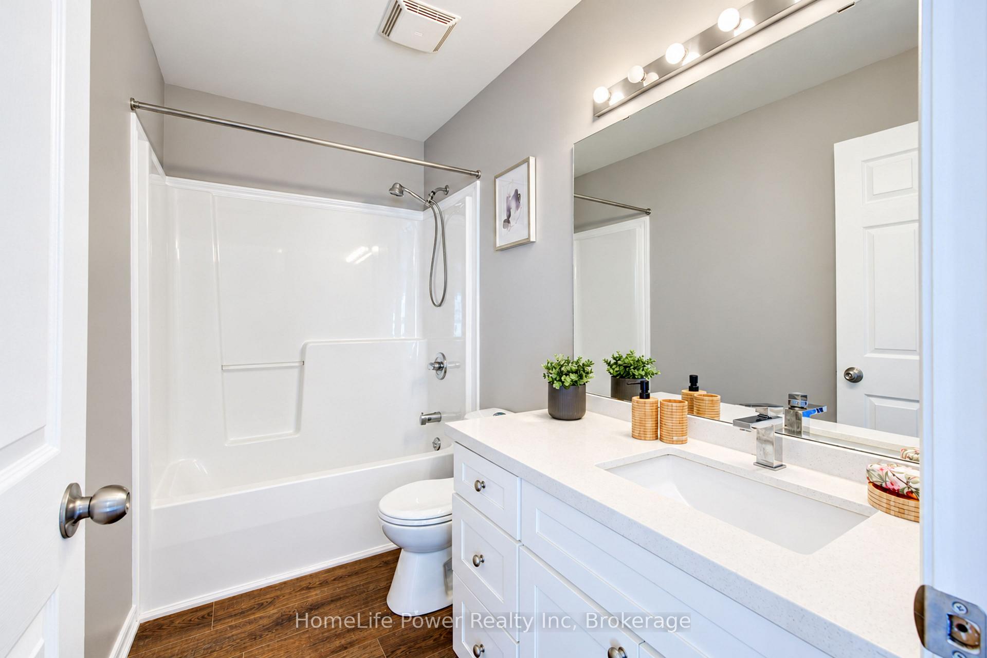 Photo 31 of 575 Thistlewood Drive, London, North C — HOMEH