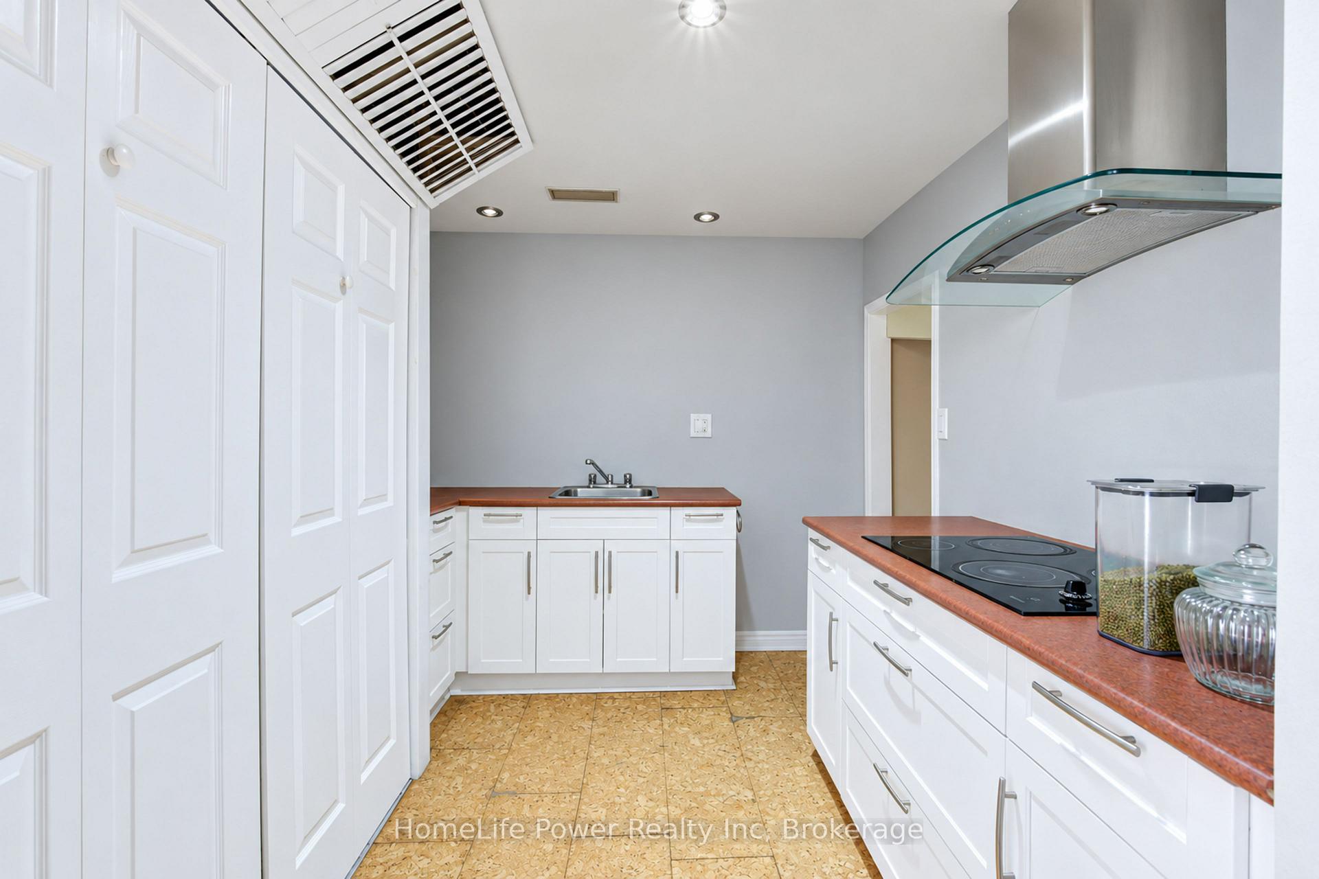 Photo 36 of 575 Thistlewood Drive, London, North C — HOMEH