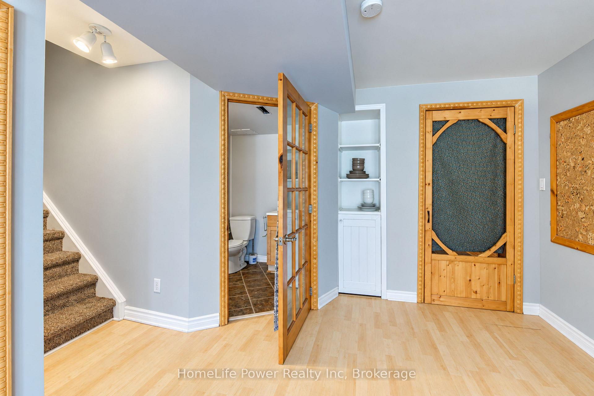 Photo 38 of 575 Thistlewood Drive, London, North C — HOMEH