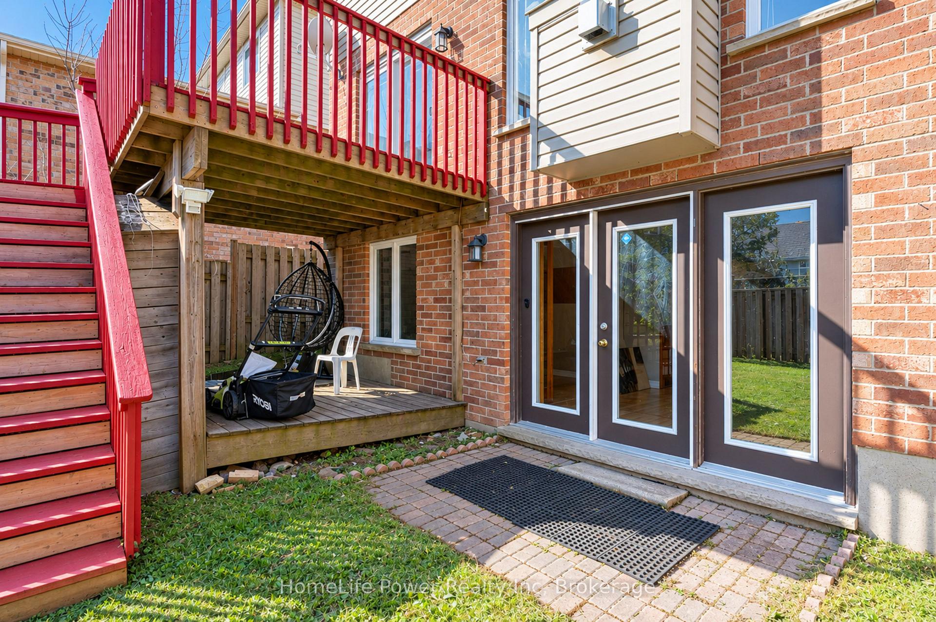Photo 41 of 575 Thistlewood Drive, London, North C — HOMEH