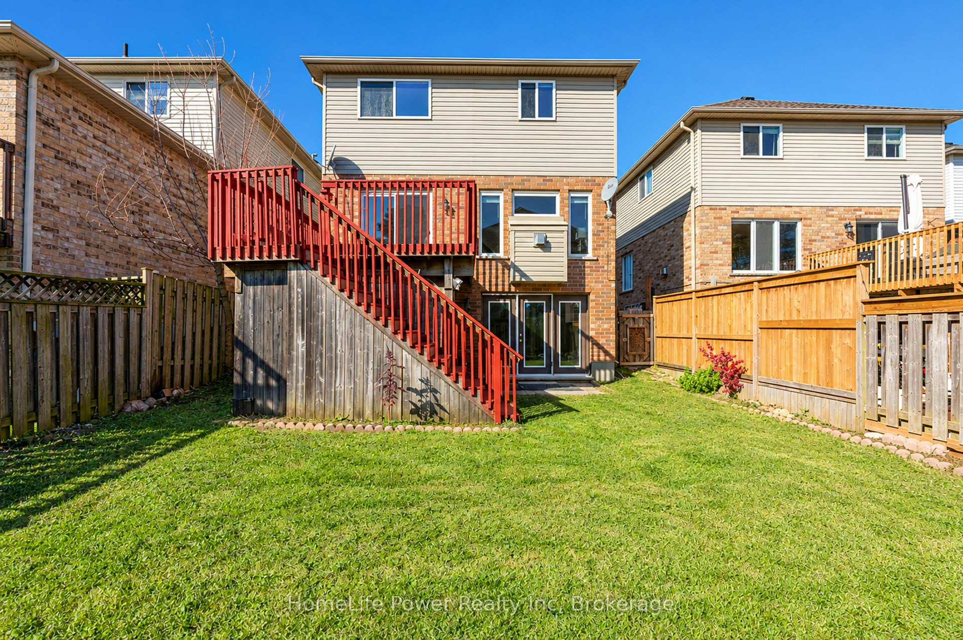 Photo 42 of 575 Thistlewood Drive, London, North C — HOMEH