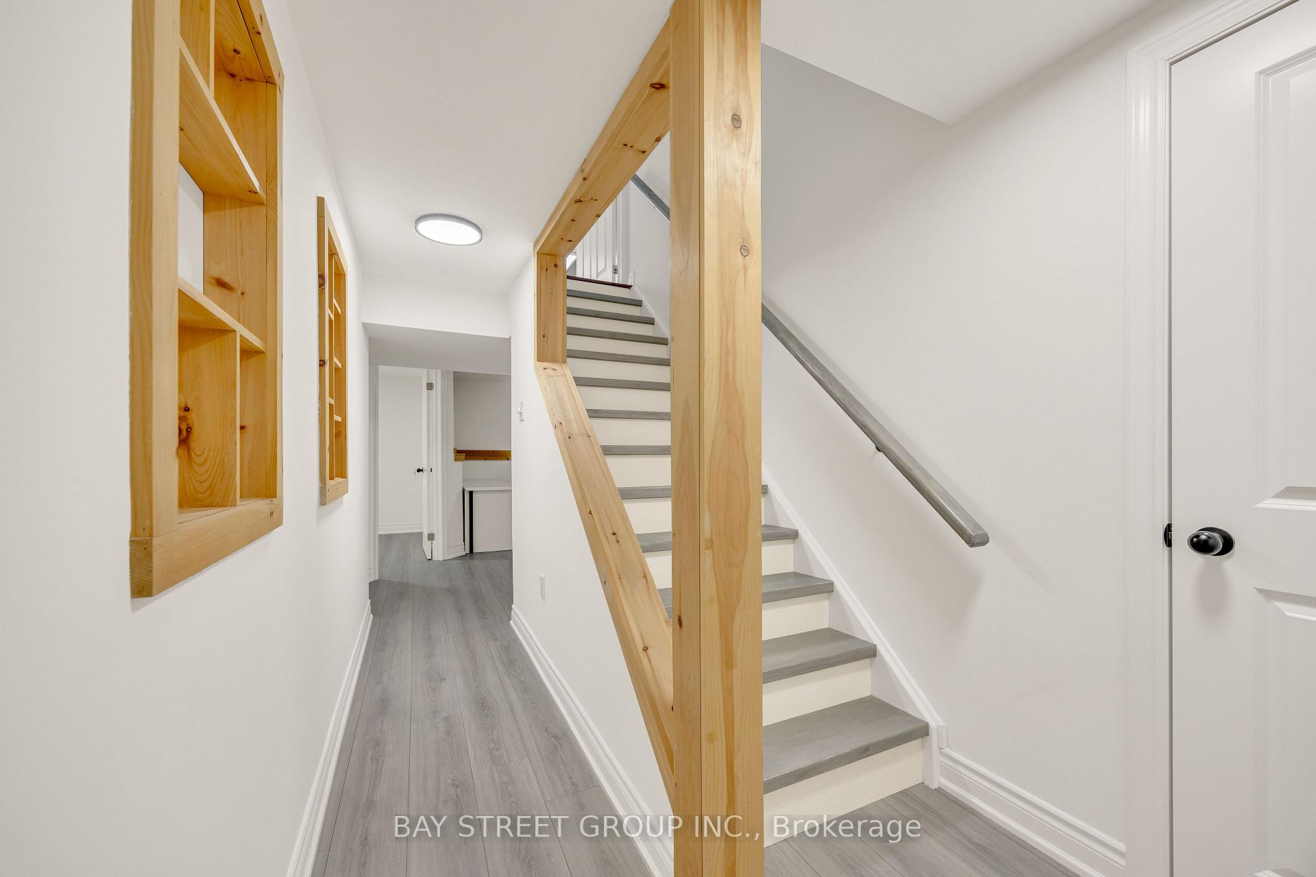 Photo 29 of 13 Irish Lane, Barrie, Grove East — HOMEH