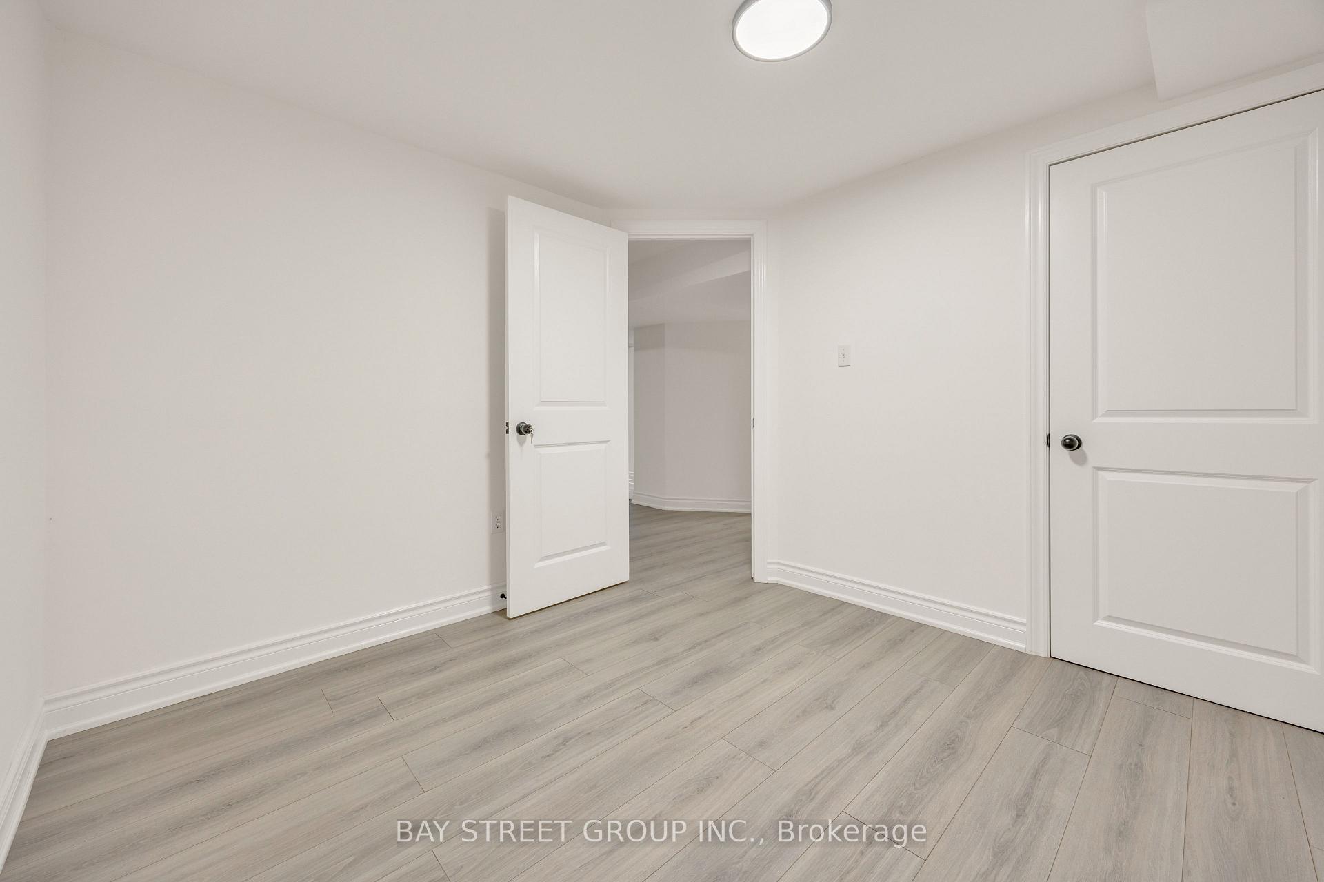 Photo 32 of 13 Irish Lane, Barrie, Grove East — HOMEH