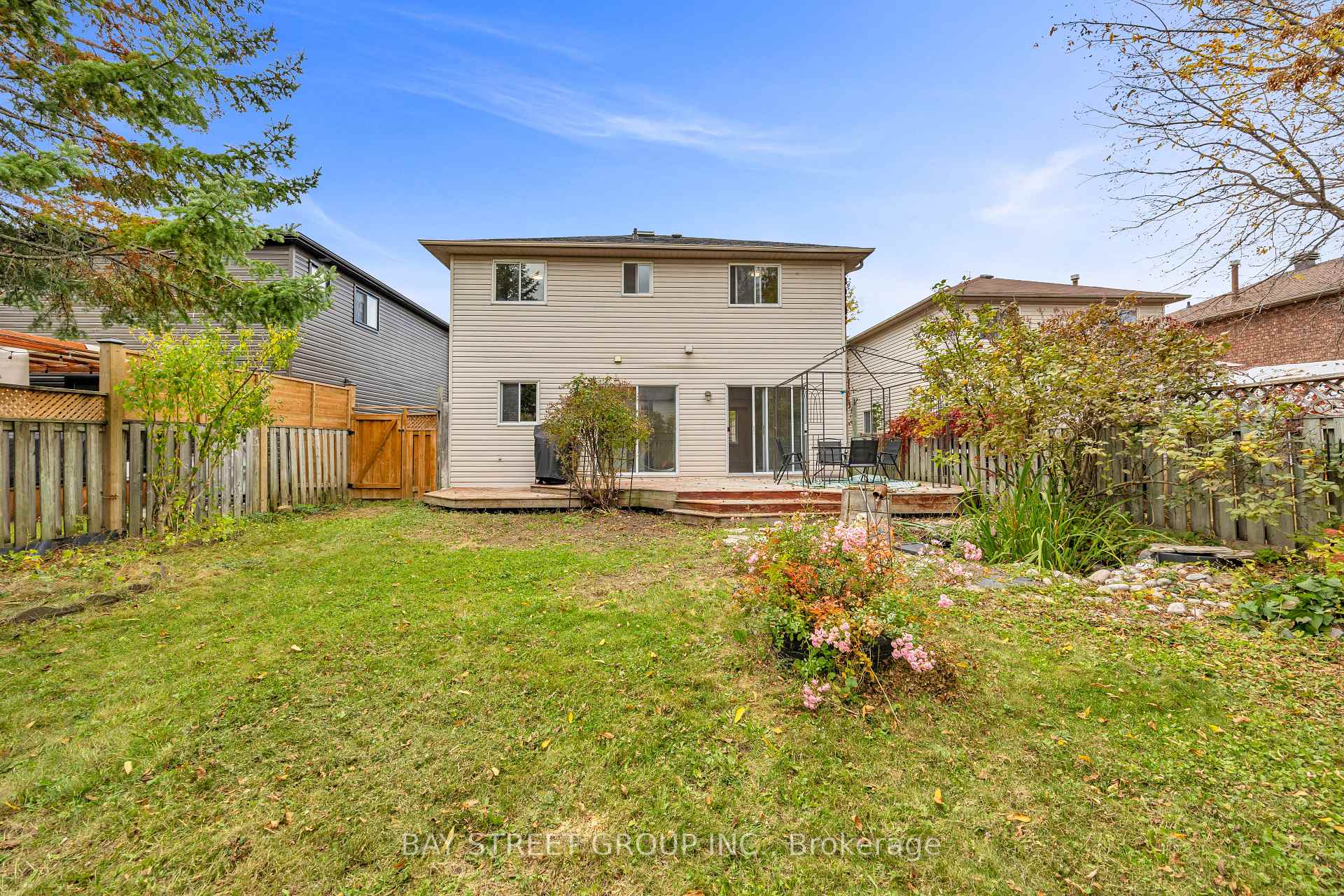 Photo 39 of 13 Irish Lane, Barrie, Grove East — HOMEH