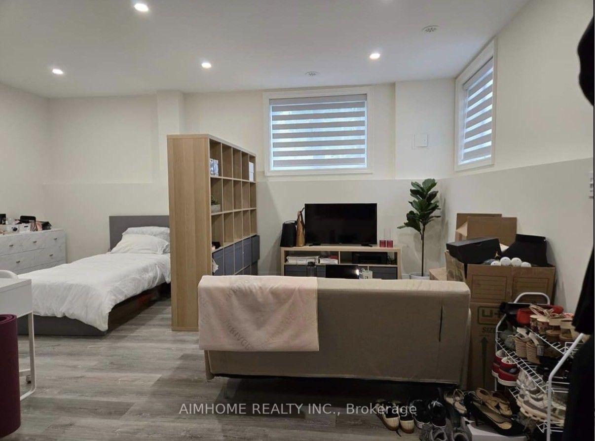Photo 5 of Unit Bsmt, 56 Bonnycastle Road, Markham, Unionville — HOMEH