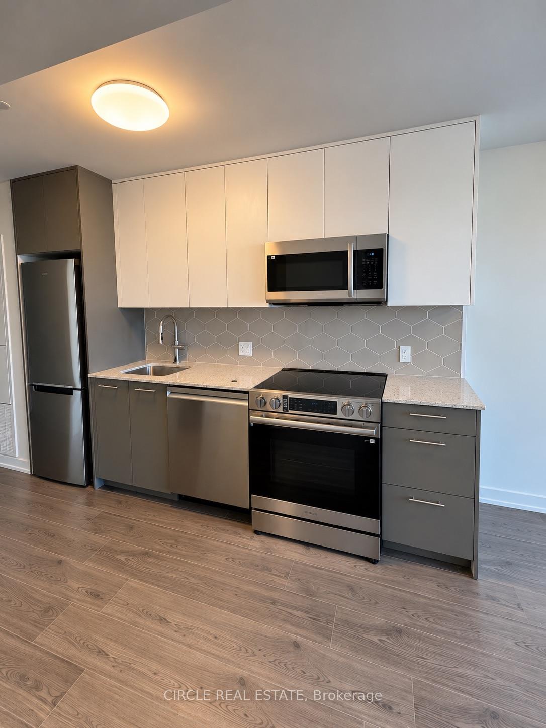Photo 4 of Unit 4105, 30 Francis Street S, Kitchener, City Commercial Core — HOMEH