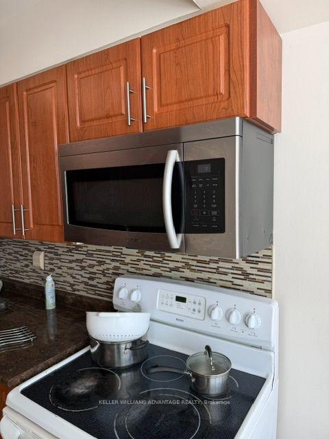 Photo 9 of Unit 1006, 3231 Eglinton Avenue E, Scarborough, Scarborough Village — HOMEH