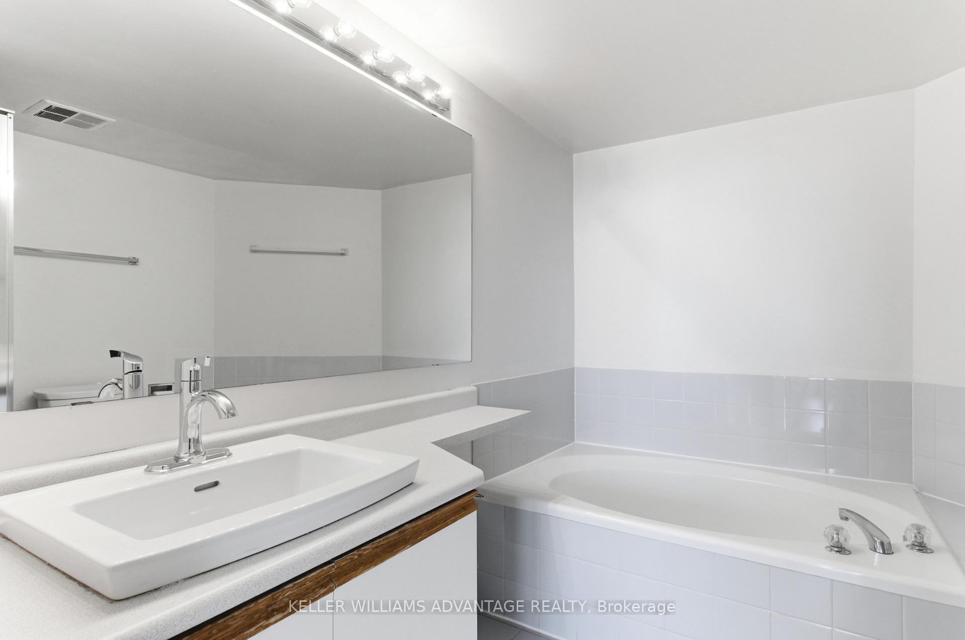 Photo 17 of Unit 1006, 3231 Eglinton Avenue E, Scarborough, Scarborough Village — HOMEH