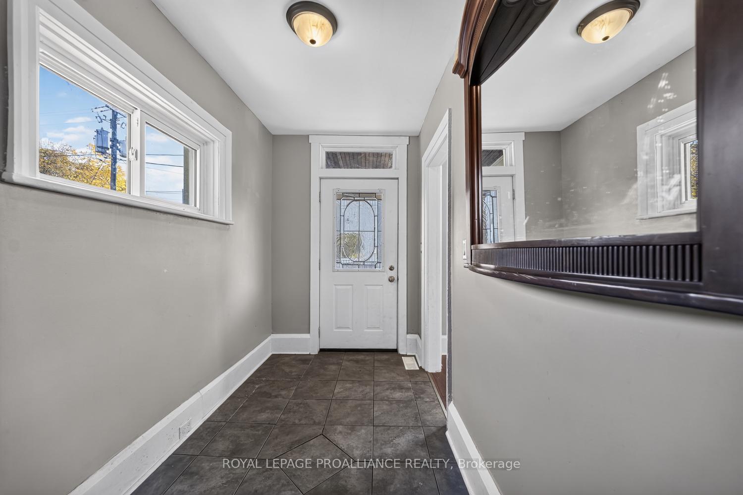 Photo 6 of 22 Abbott Street, Brockville, Brockville — HOMEH